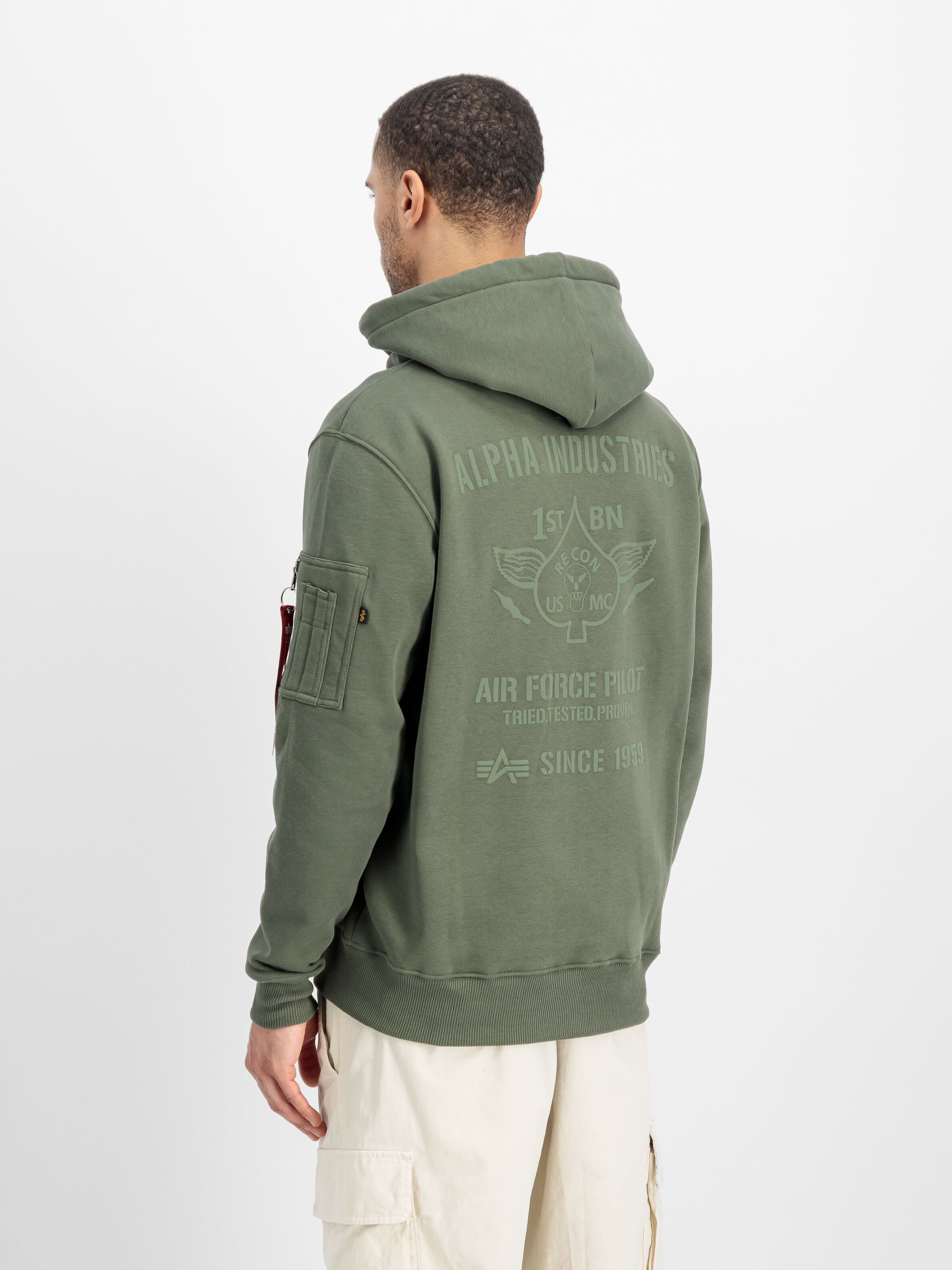 Air Force Hoodie dark olive 138337_142_2_model_00004_125965
