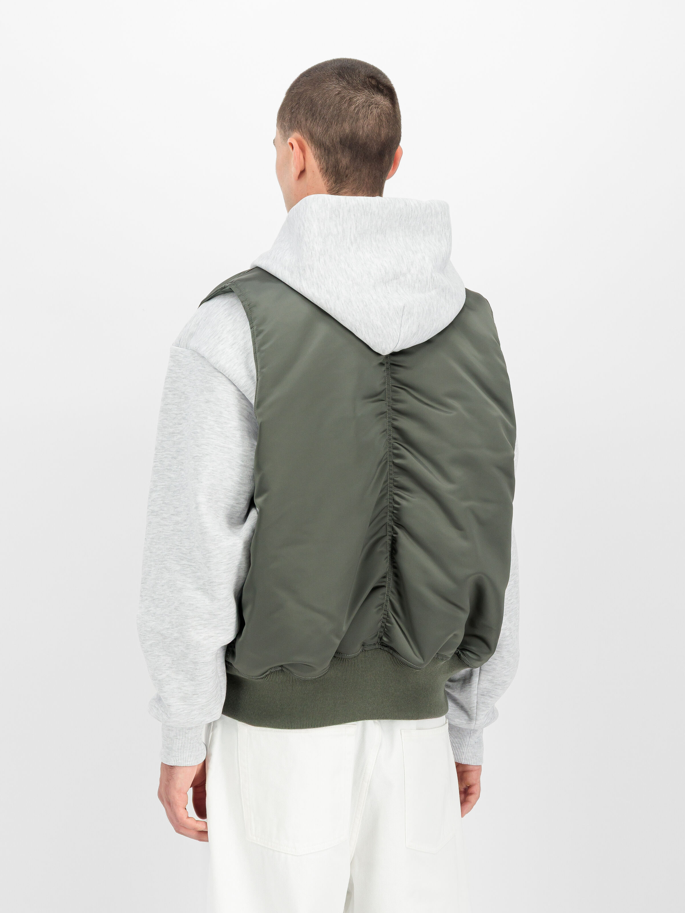 MA-1 Base UV Vest vintage green 758102_432_2_model_00004_245340