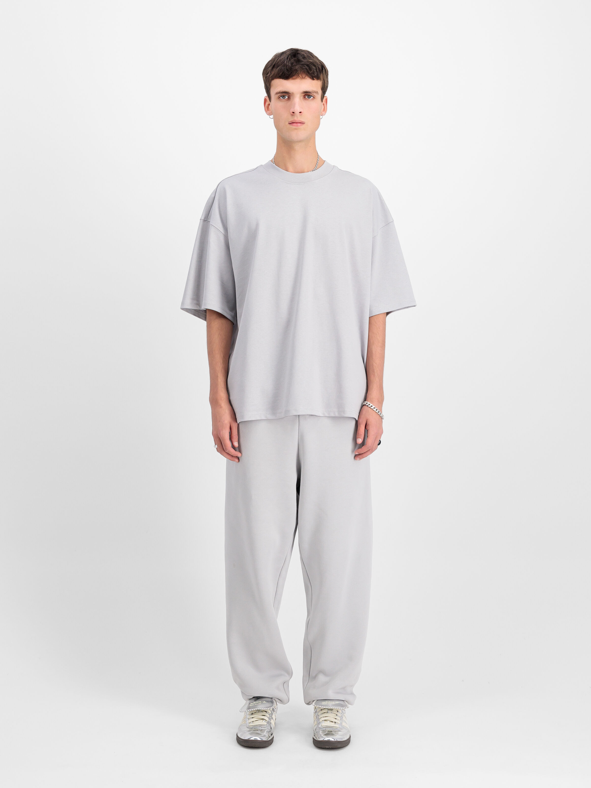 Heavy UV T-Shirt pastel grey 146503UV_666_2_model_00001_113485
