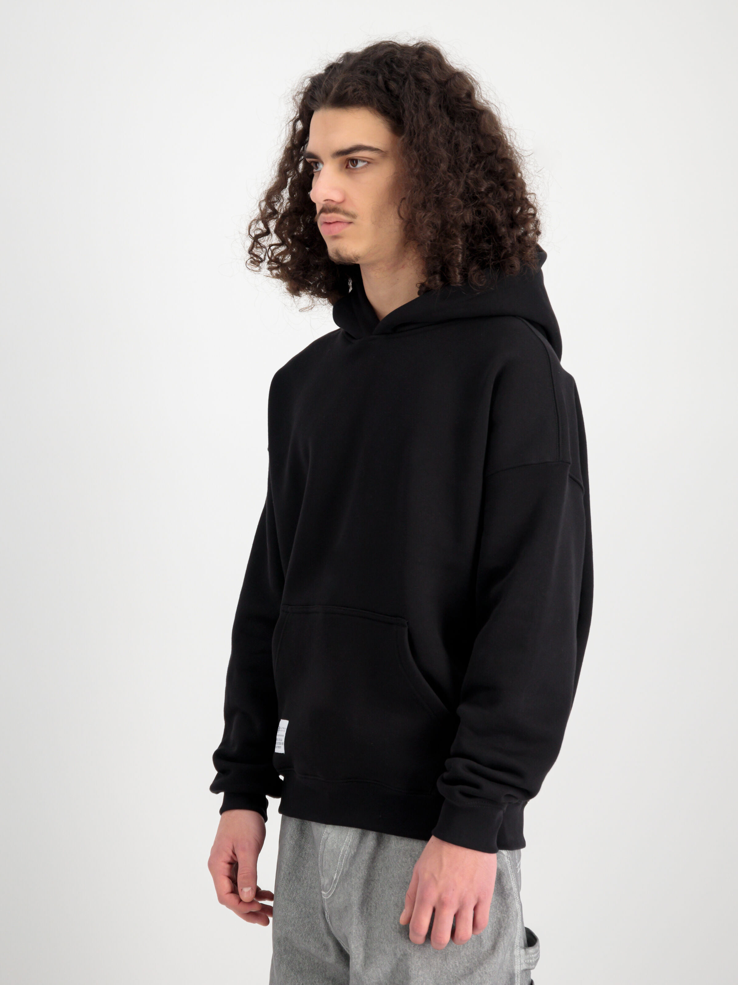 Logo Backprint Hoodie  black 146336_03_2_model_00003_99352