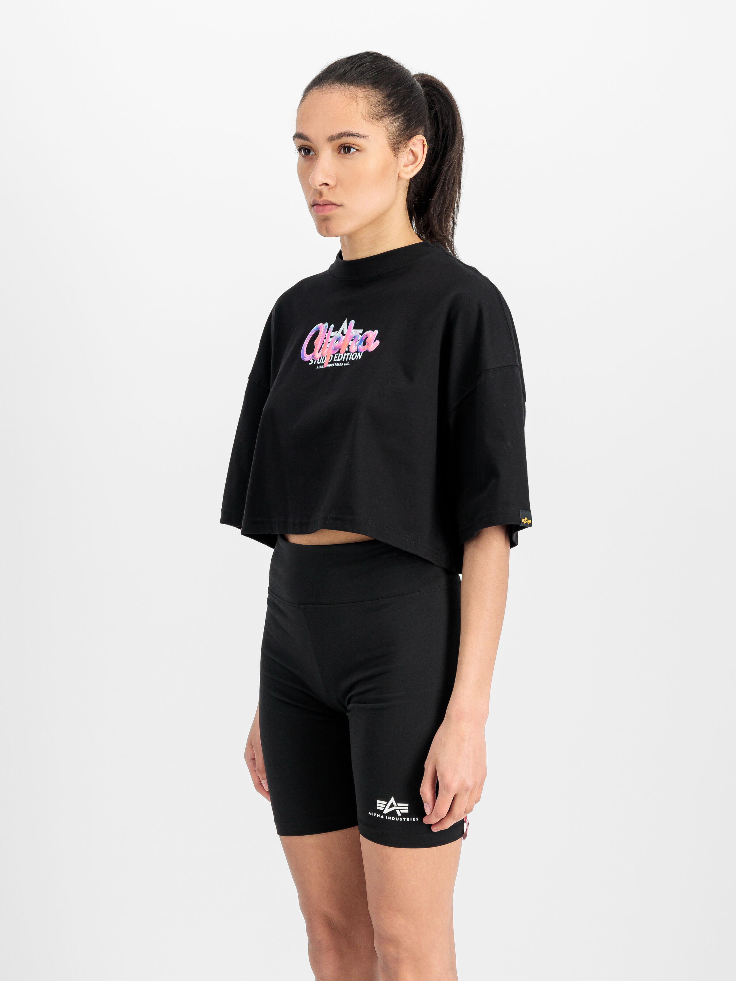 Studio Rainbow Cropped T-Shirt Women black 258064_03_2_model_00002_161203