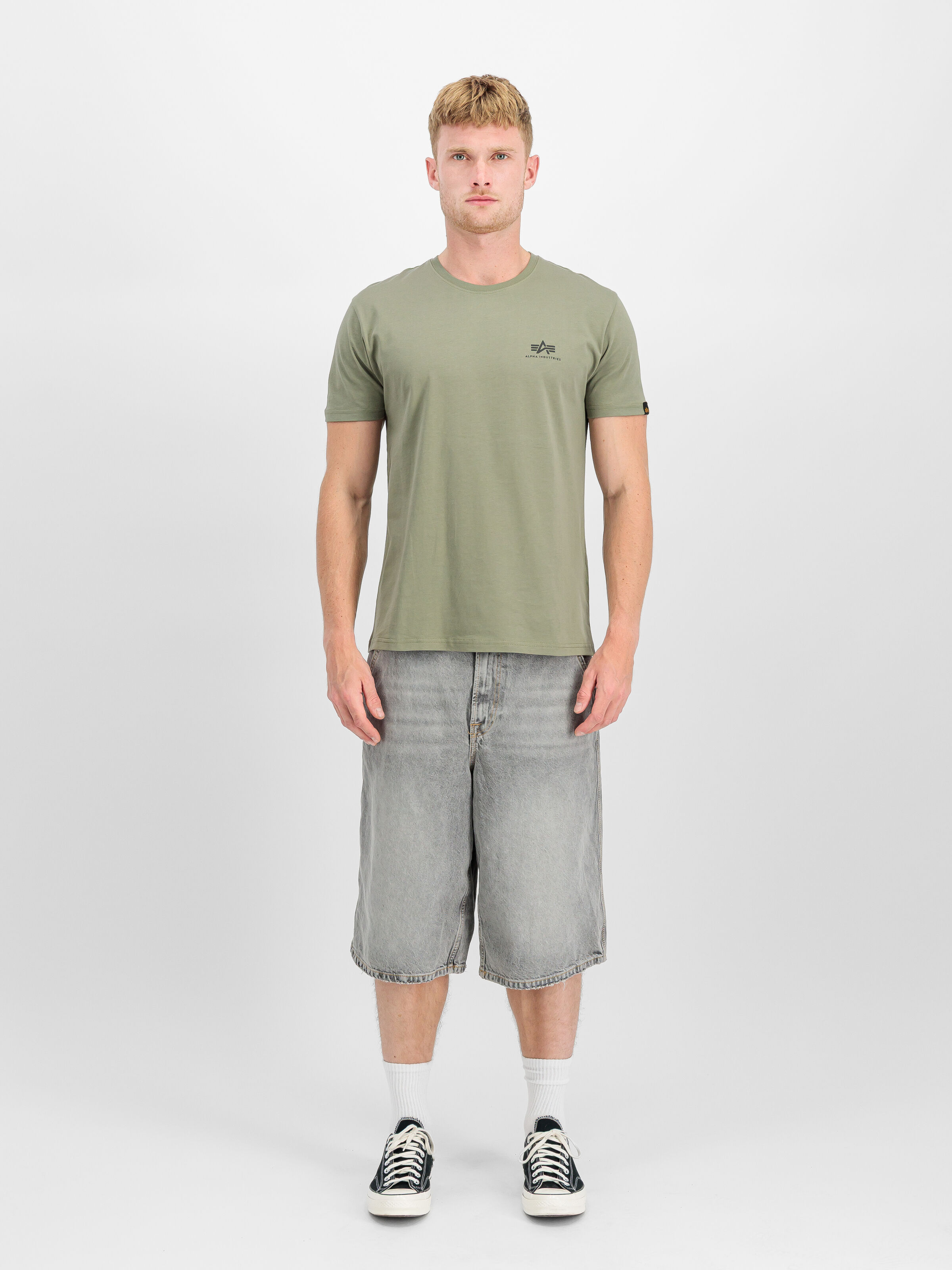 Backprint T-Shirt olive/black 128507_154_2_model_00001_191037