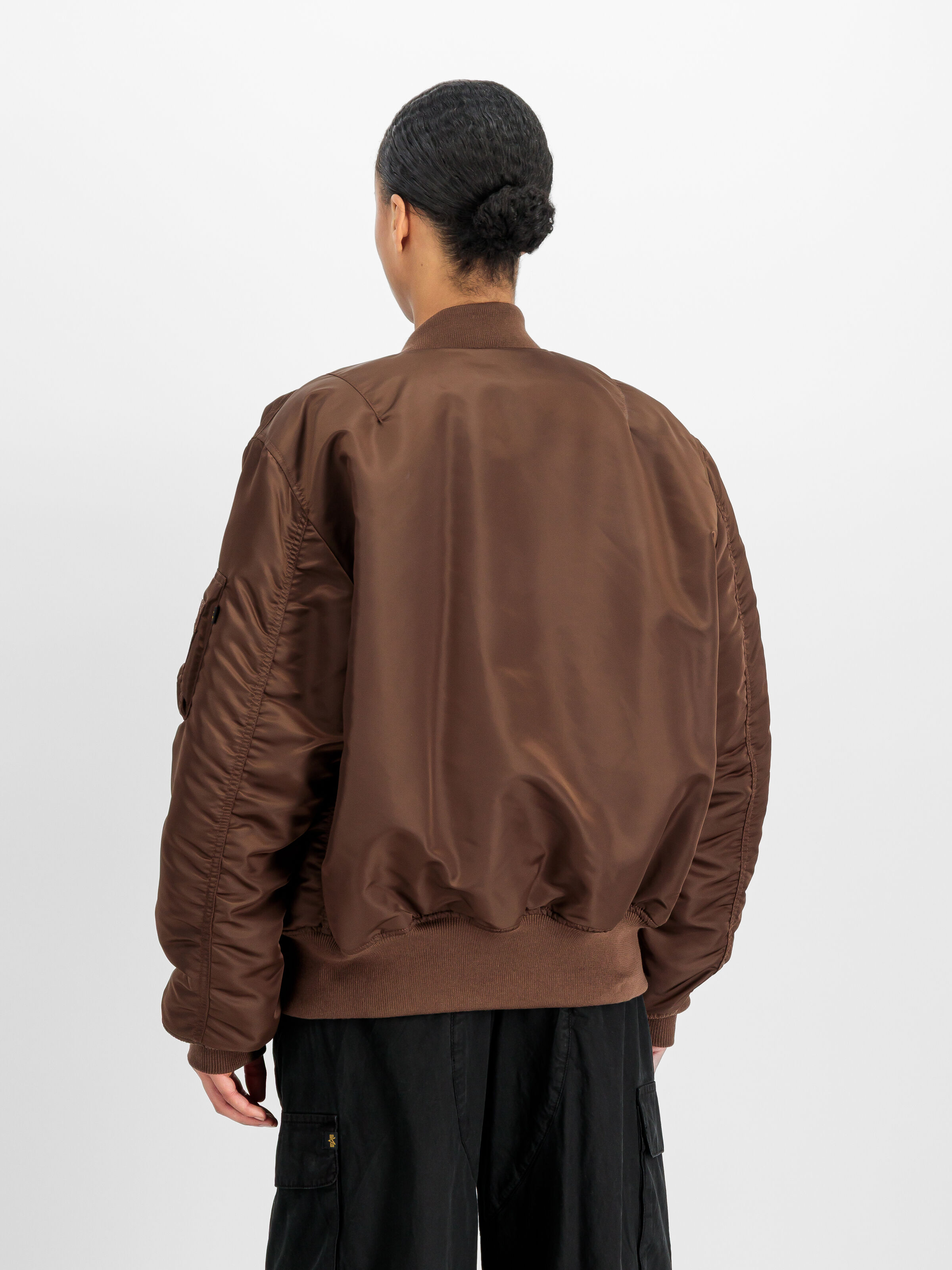 MA-1 Heritage Bomber Jacket powder brown 100101_204_2_model_00006_229554