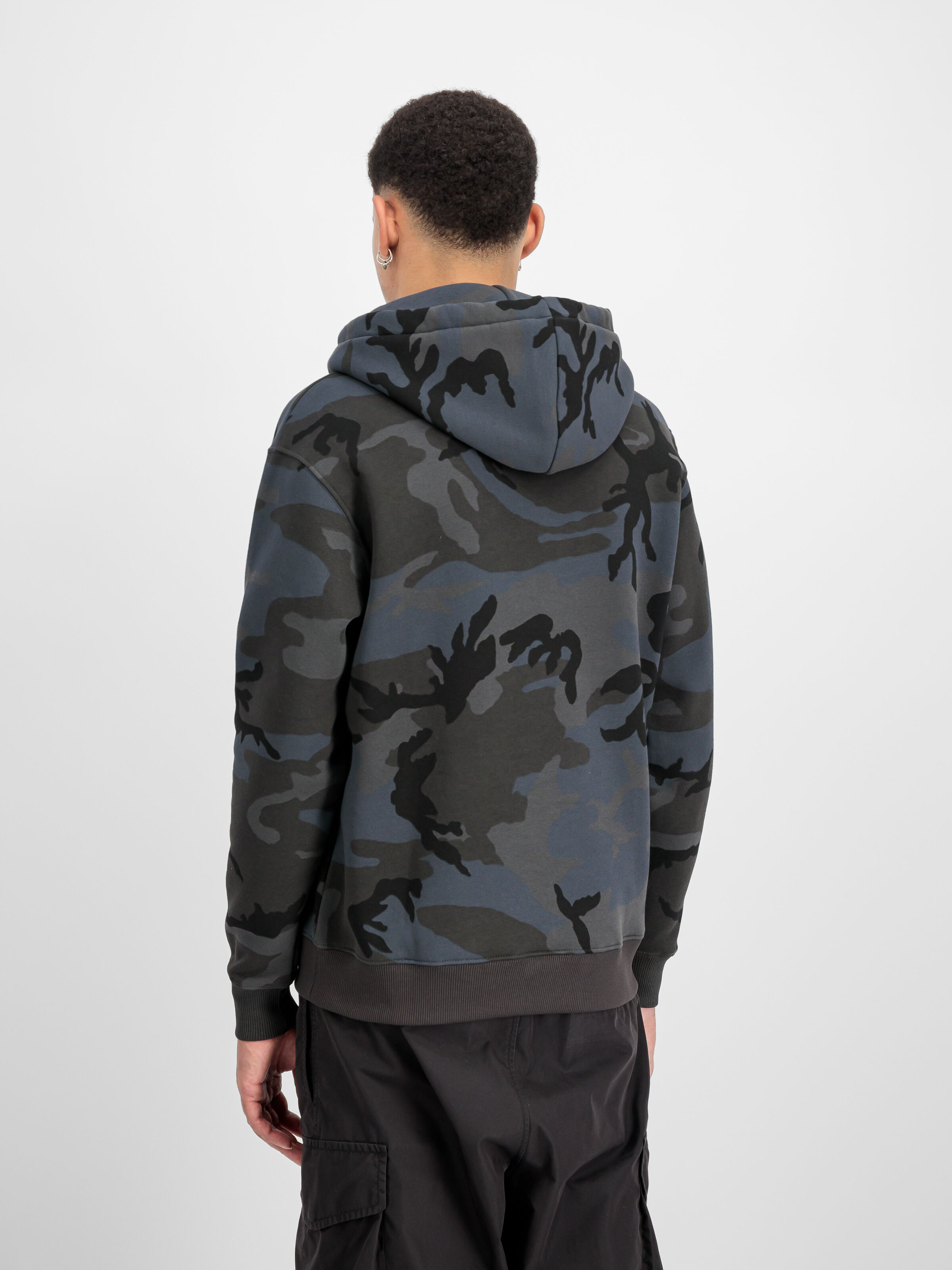 Basic Big Logo Camo Hoodie black camo 178312C_125_2_model_00003_183947