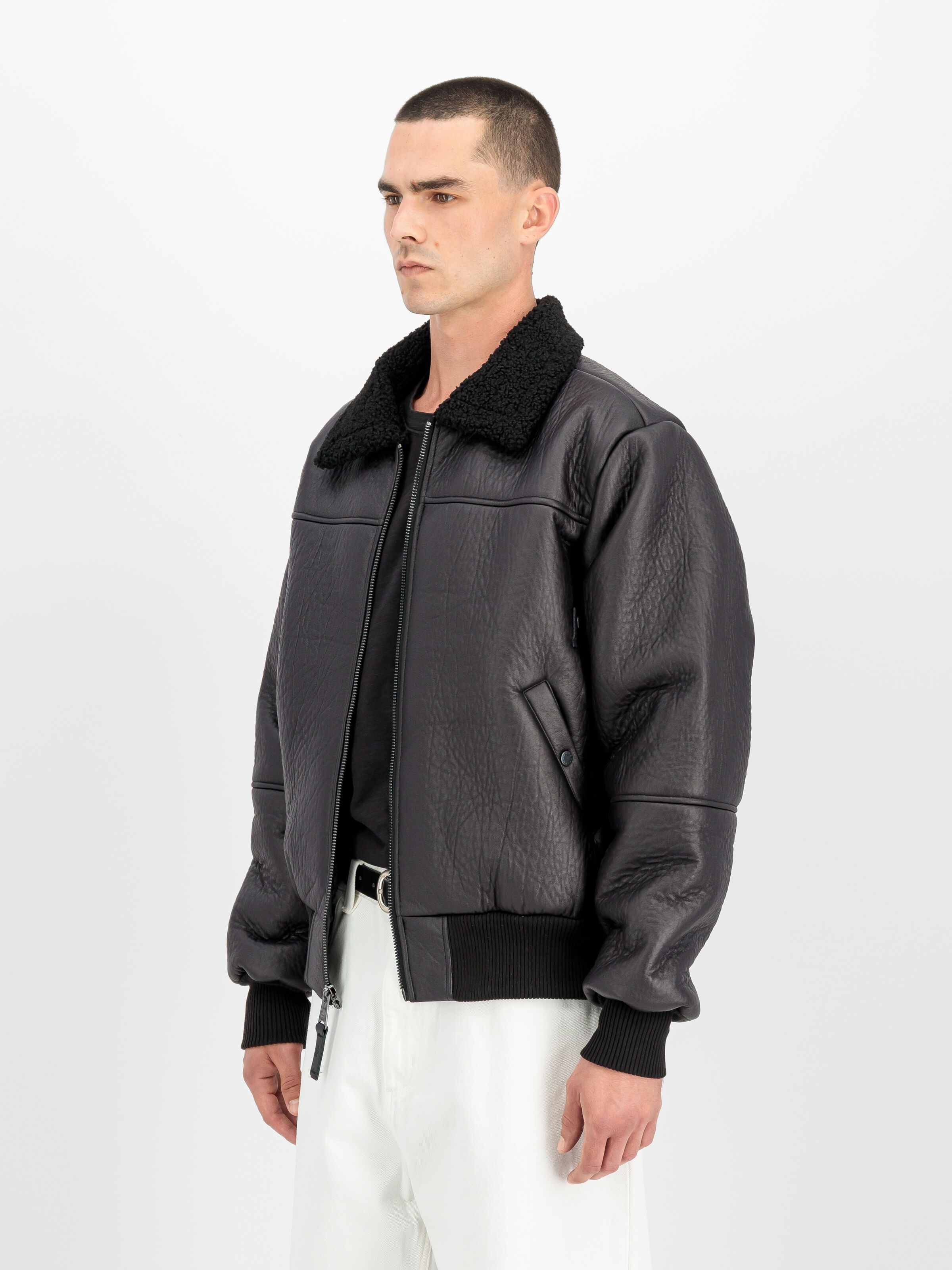 B-15 MOD Winter Jacket black/black 258117_515_2_model_00002_245931