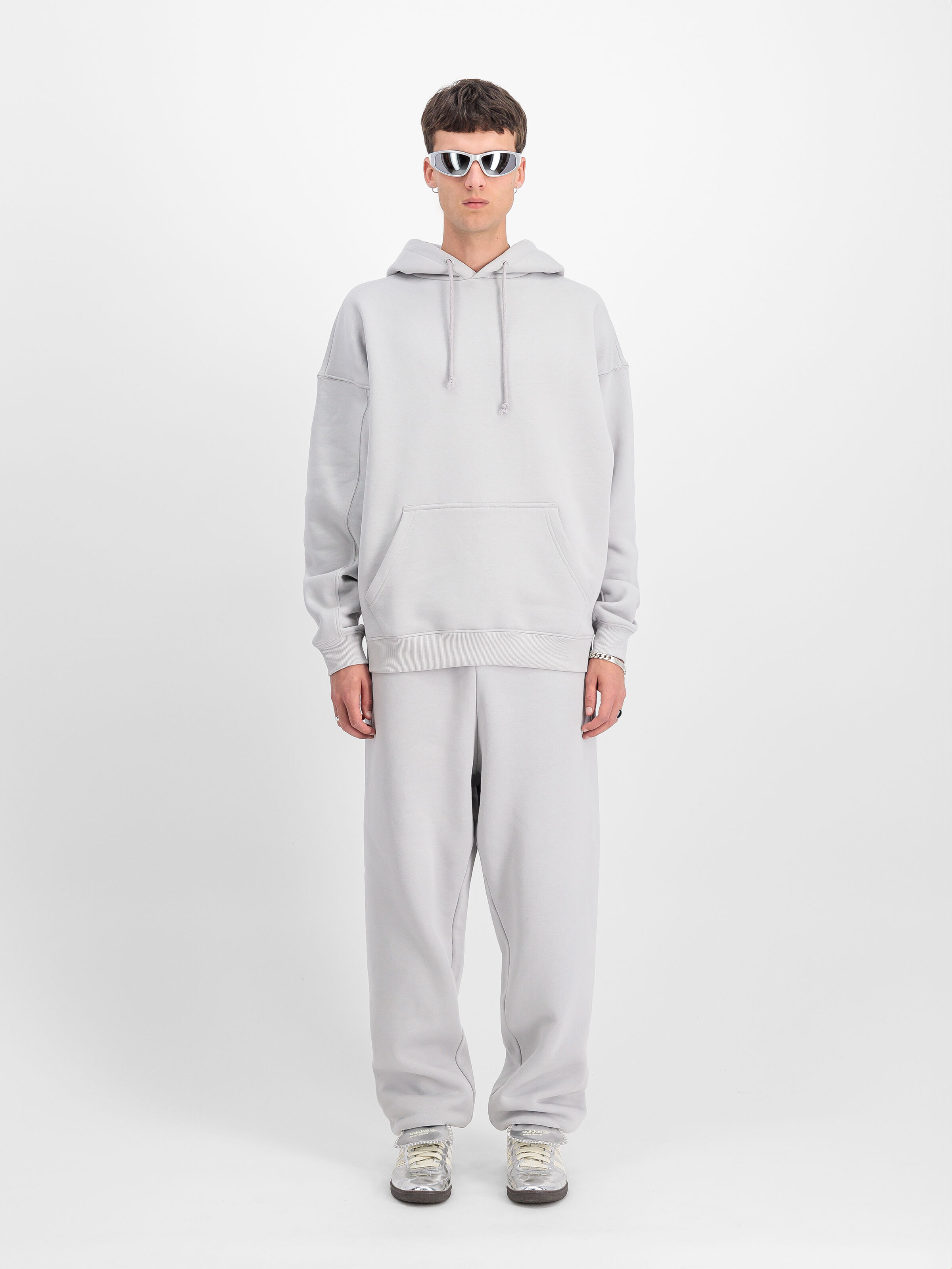 UV Hoodie pastel grey 146333UV_666_2_model_00001_113247