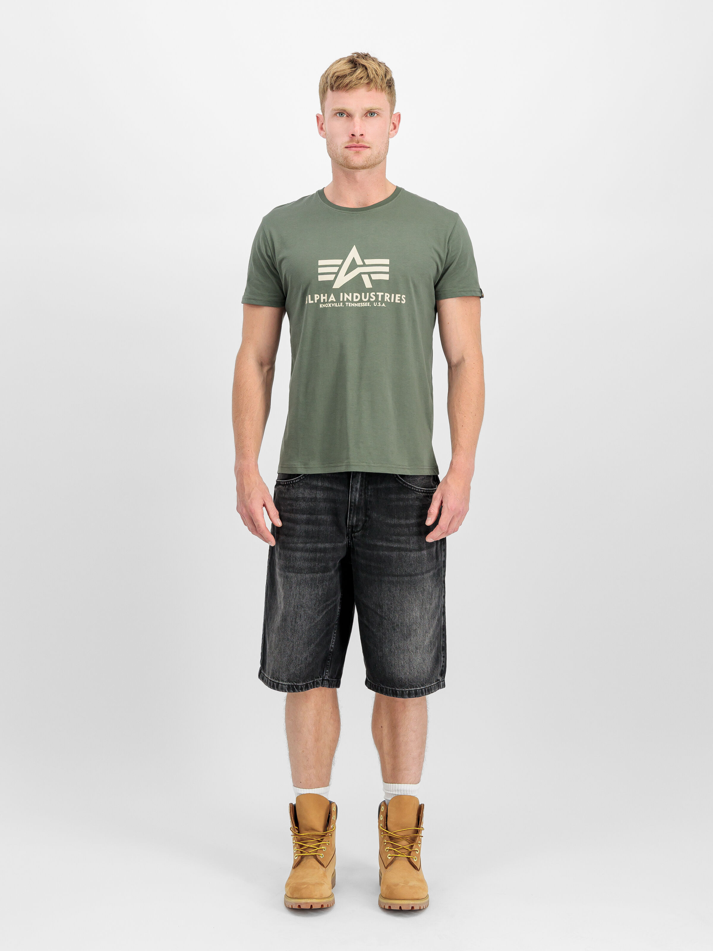 Basic Big Logo T-Shirt vintage green 100501_432_2_model_00001_190401