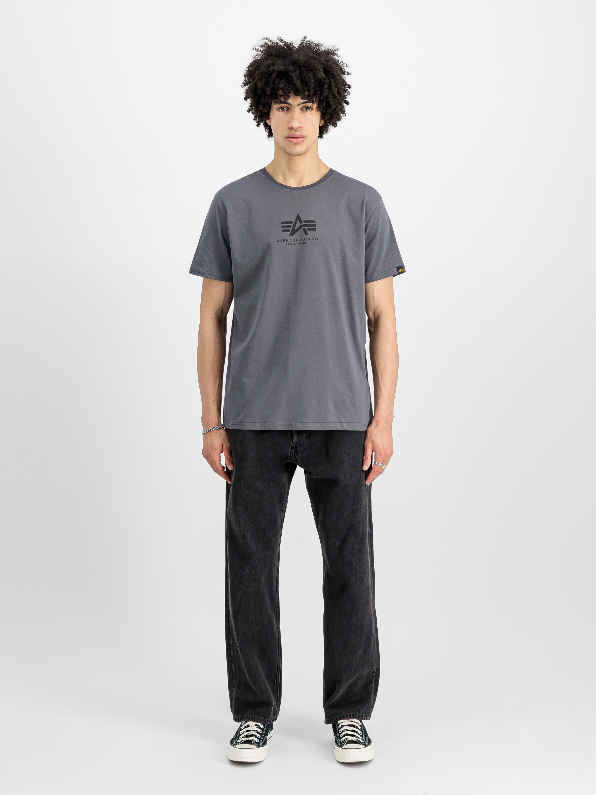 Basic Mid Logo T-Shirt greyblack/black 118533_412_2_model_00001_156222