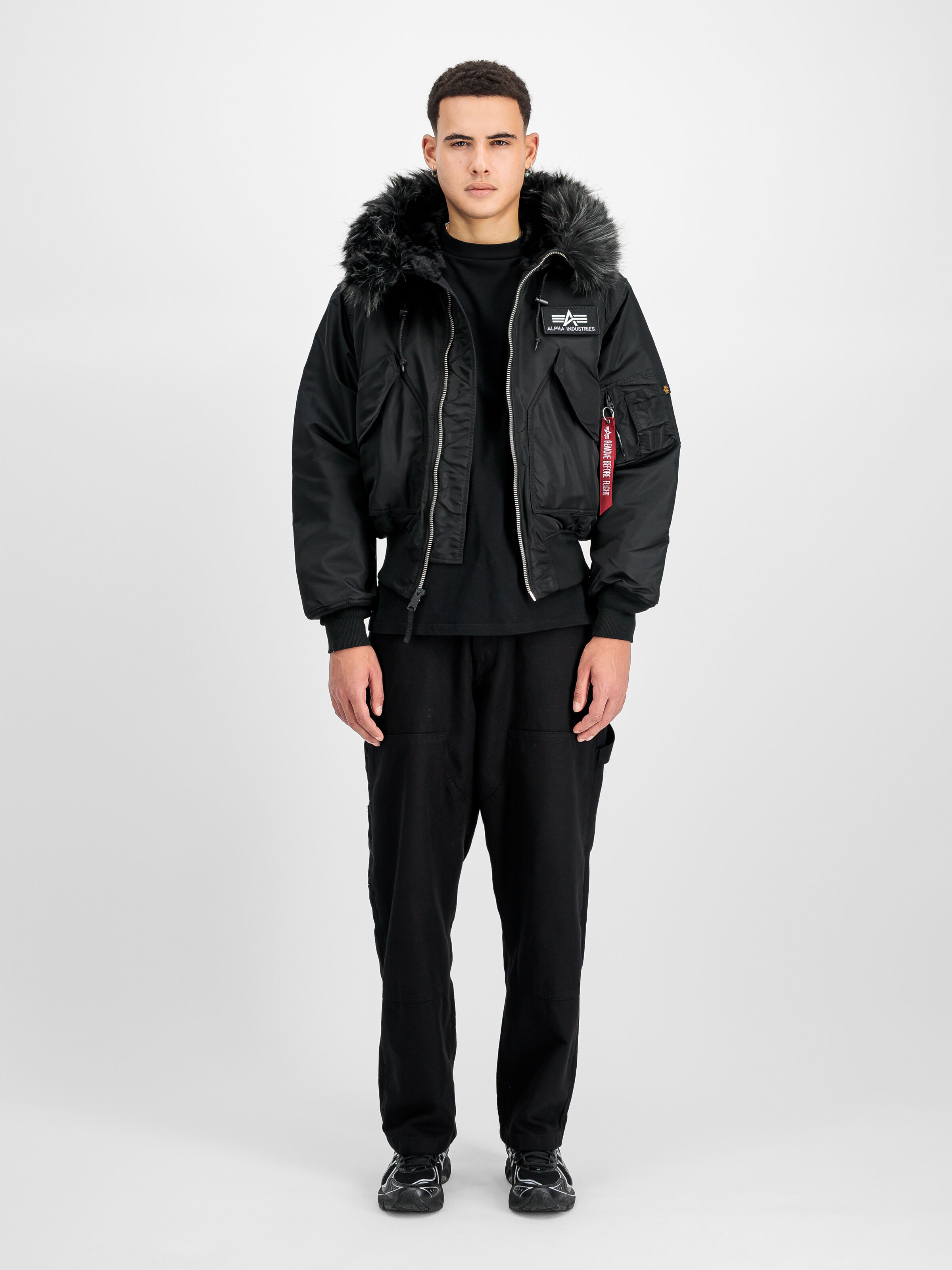45/P Hooded Custom Bomber Jacket black/black 113145_515_2_model_00001_185664