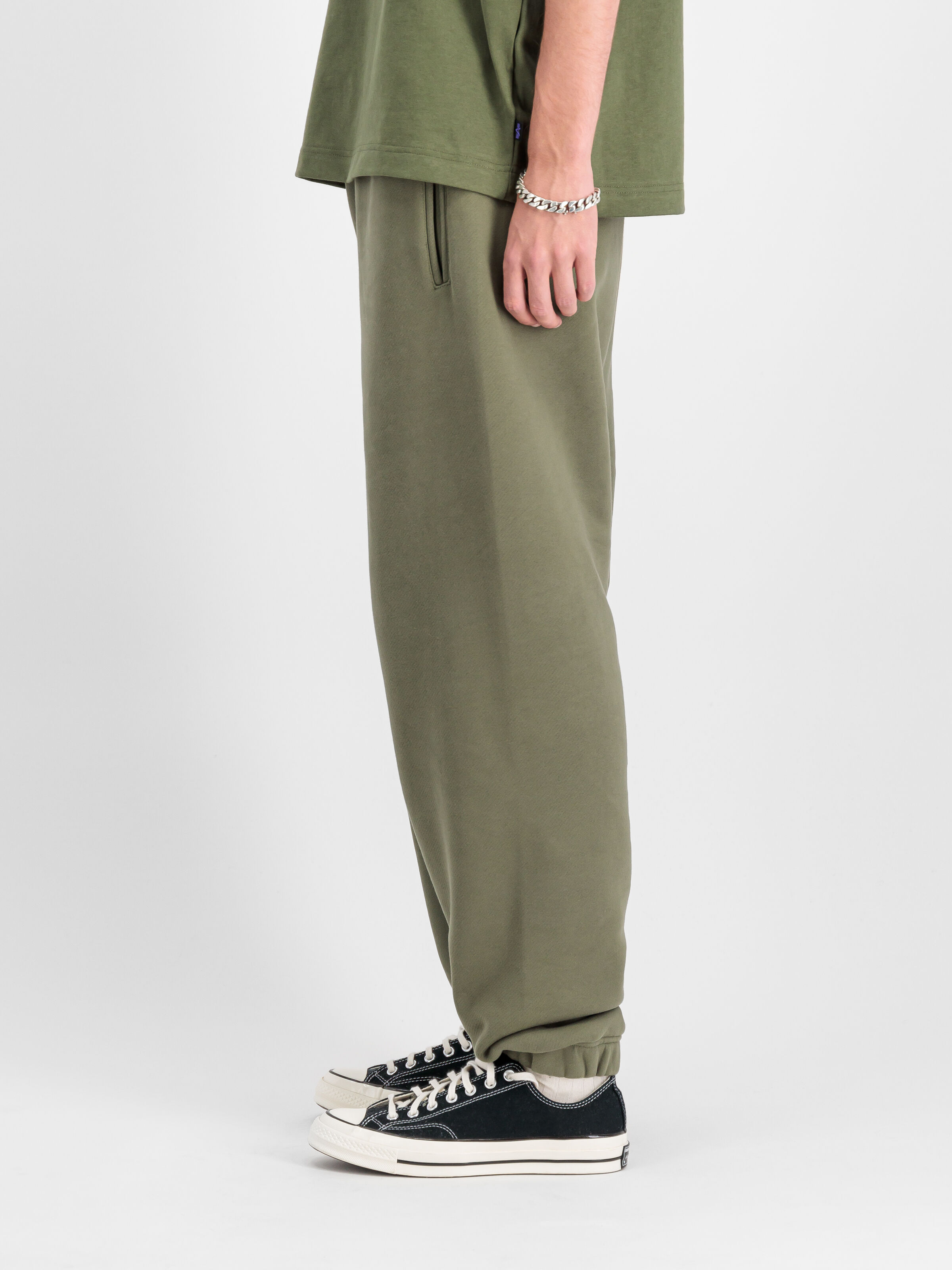 UV Jogger sage-green 148360UV_01_2_model_00004_113871