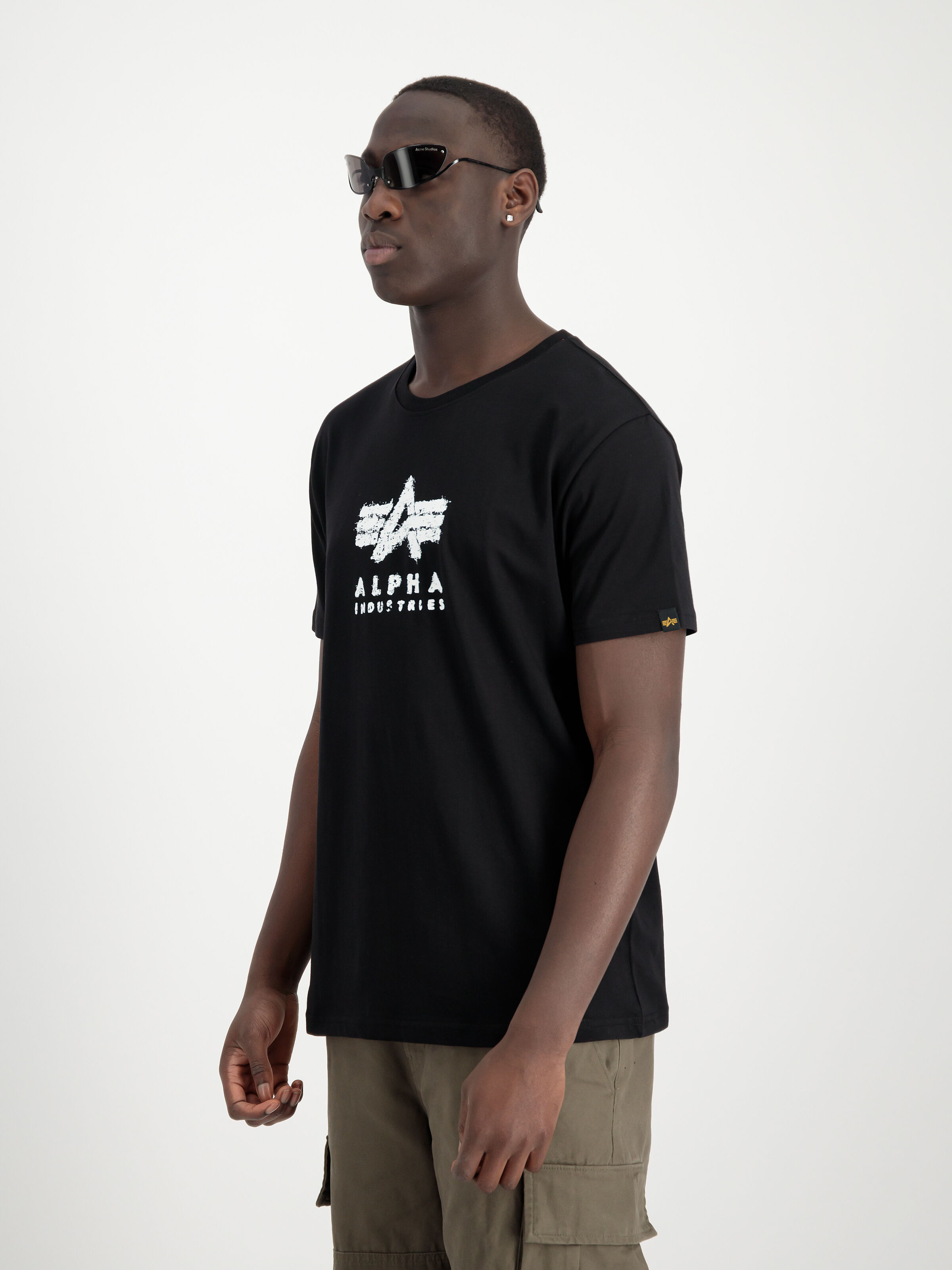 Grunge Logo T-Shirt black 146505_03_2_model_00003_182263