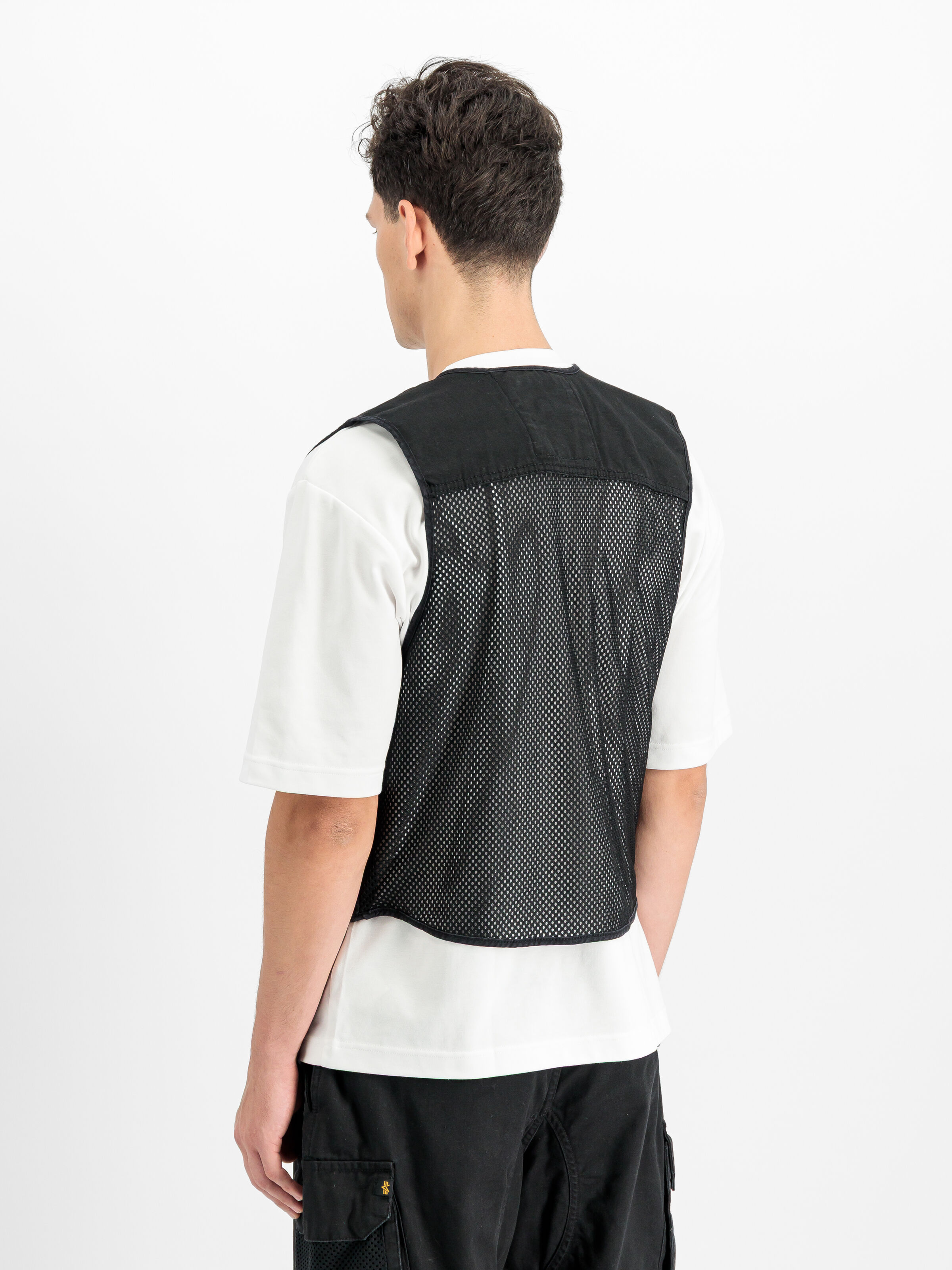 Mesh Utility Vest black 266109_03_2_model_00003_223768