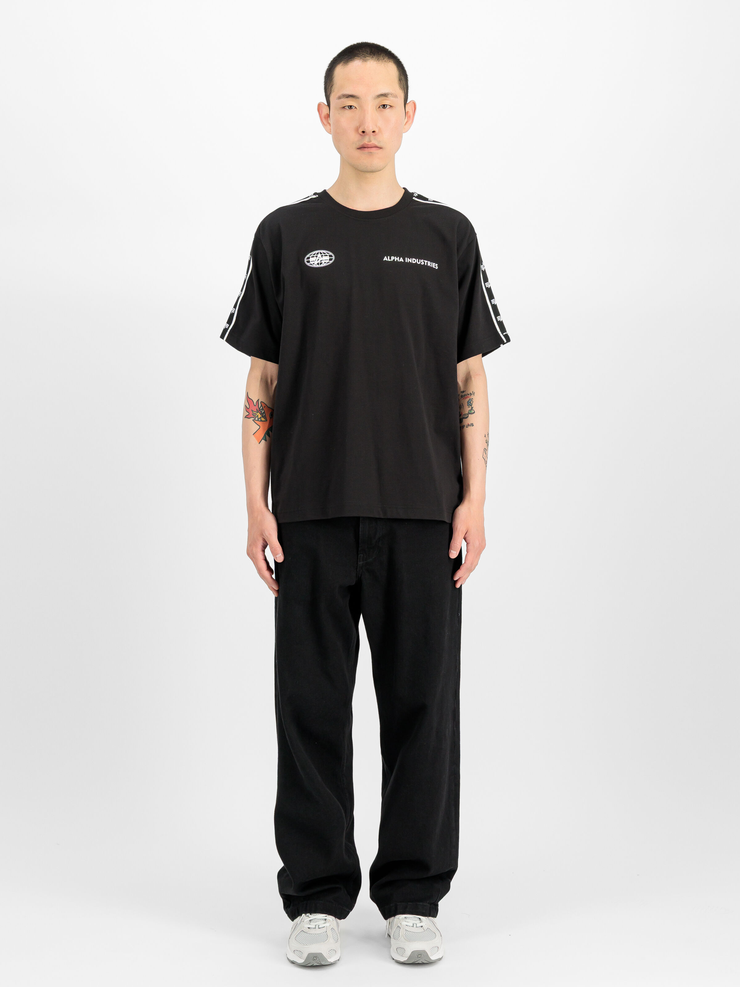 Logo Track Tape T-Shirt black 268503_03_2_model_00001_243750