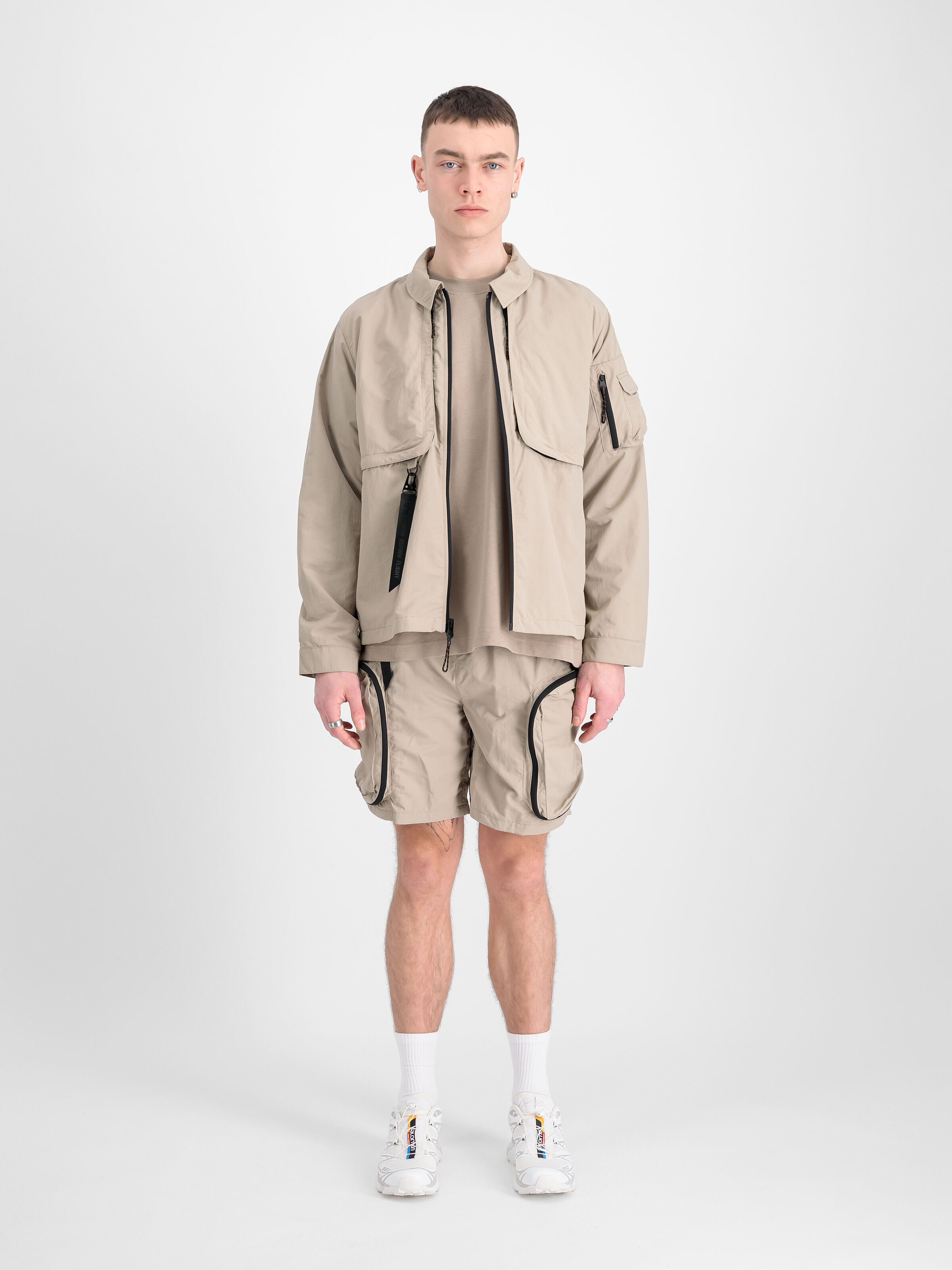 Utility UV Short vintage sand 146252UV_679_2_model_00001_103003