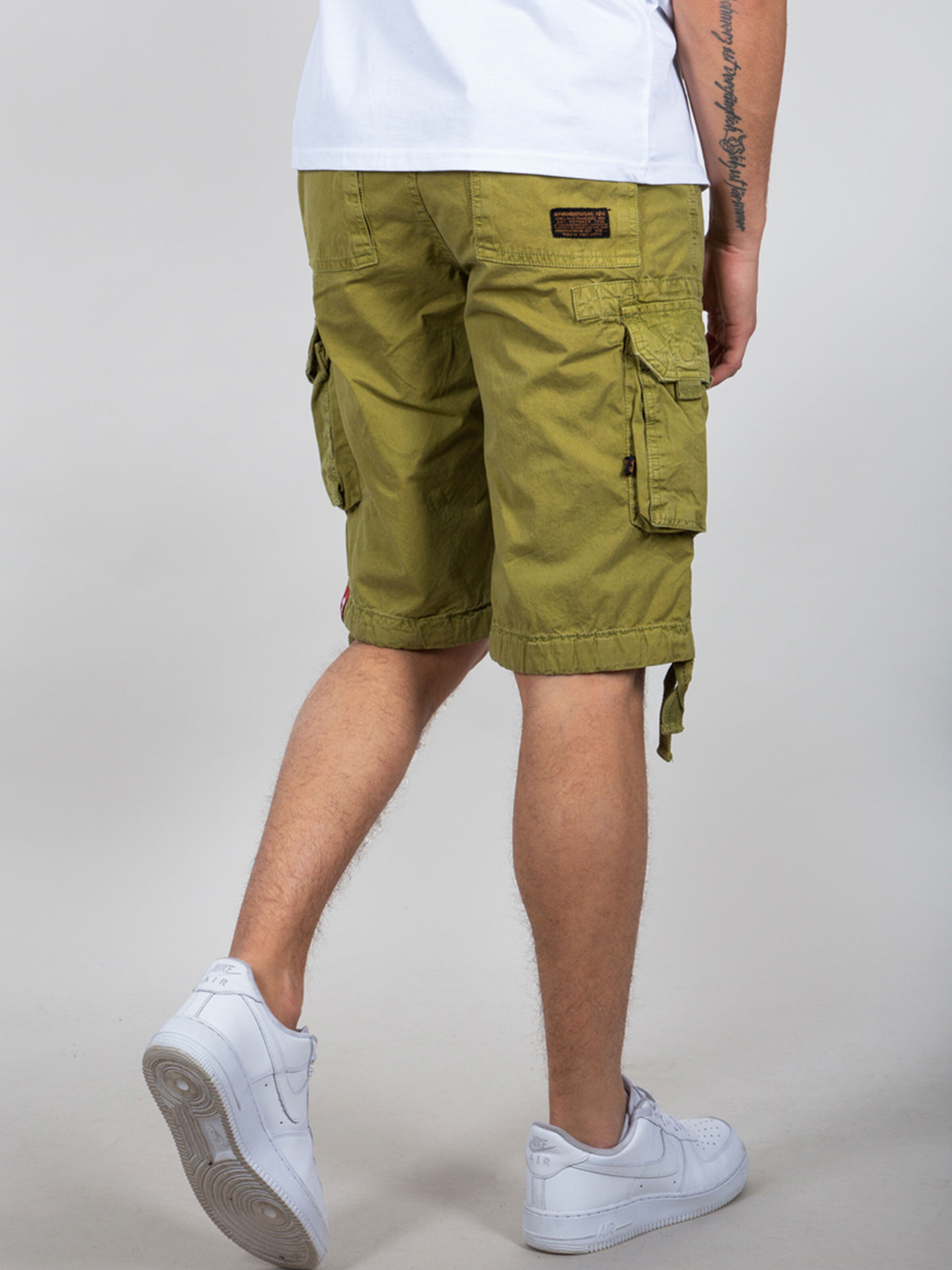 Jet Short khaki green 191200_440_alpha_industries_jet_short_003_182580