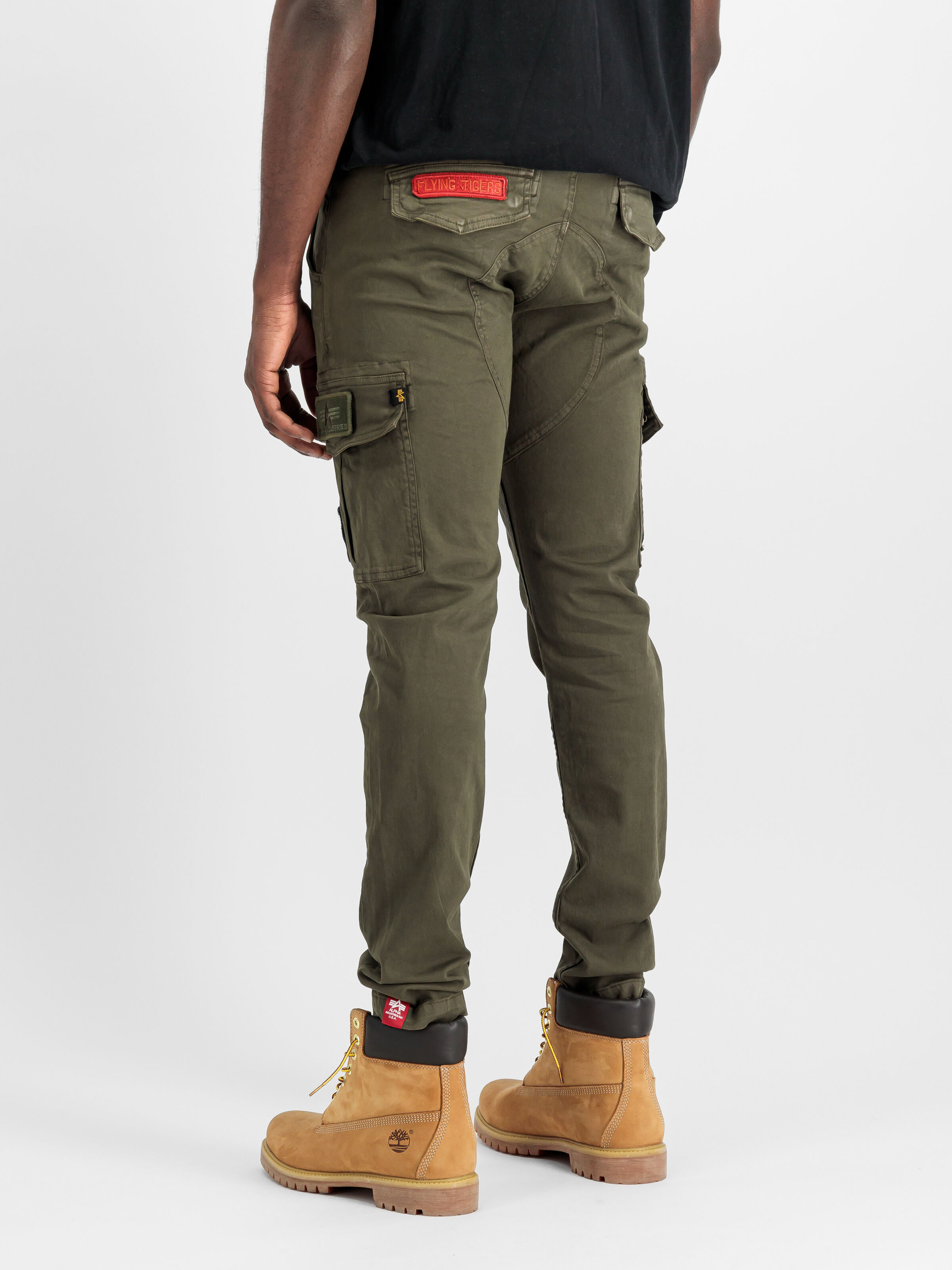 Petrol Patch Pant black olive 178207_413_2_model_00003_166274