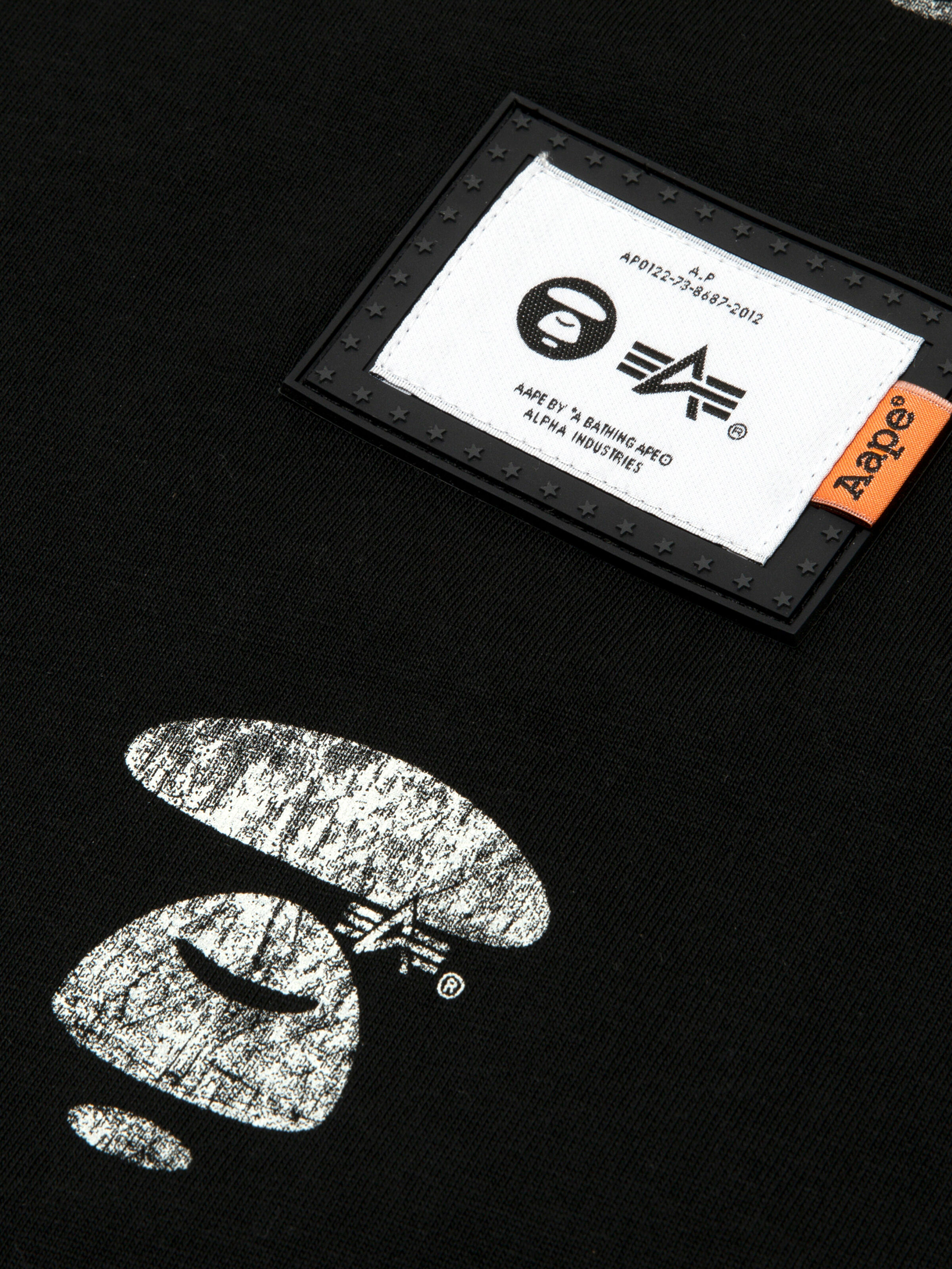 ALPHA X AAPE TEE black 148550_03_3_detail_00003_150885
