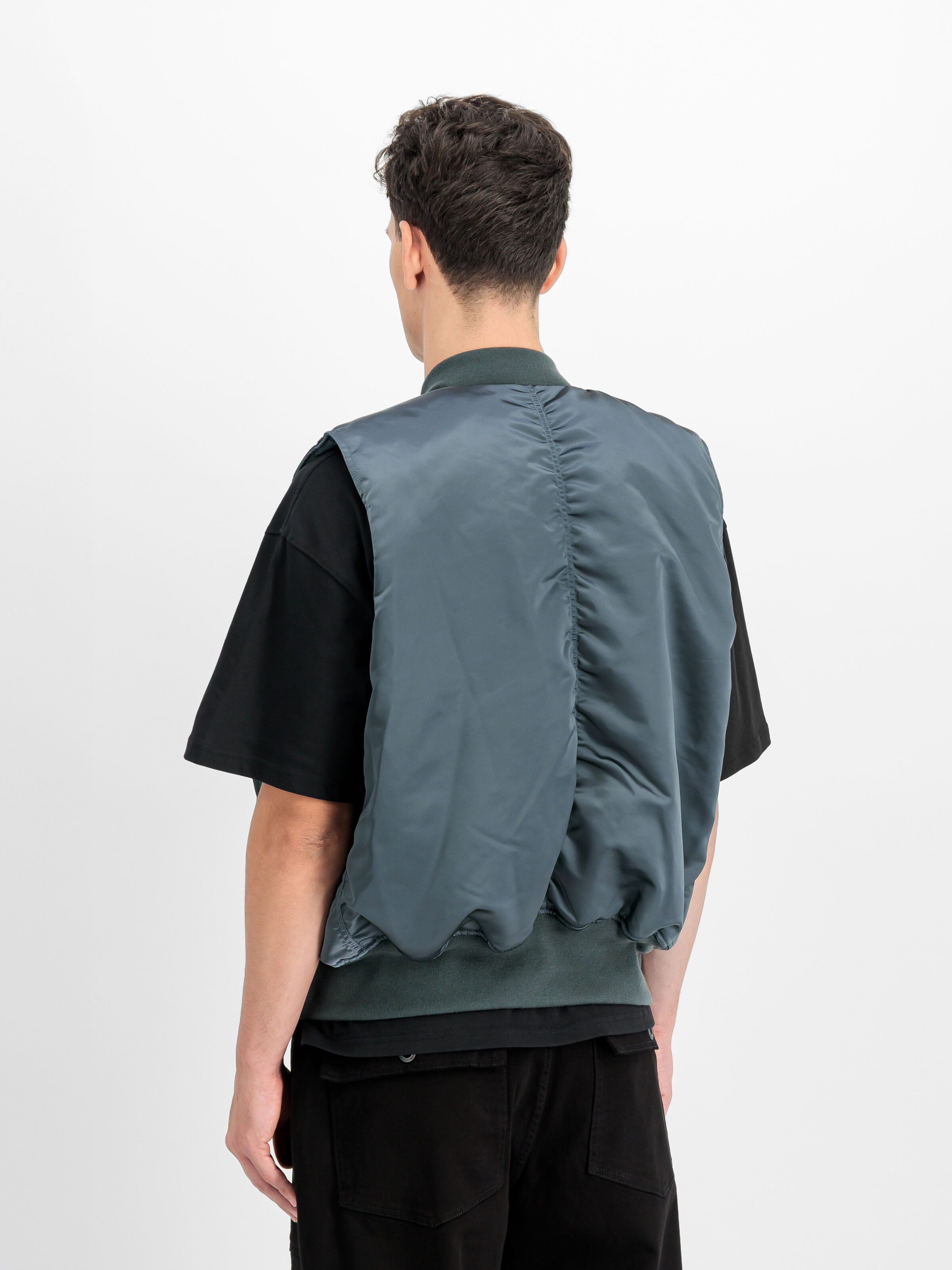 MA-1 Base Vest denim blue 758102_439_2_model_00004_223406