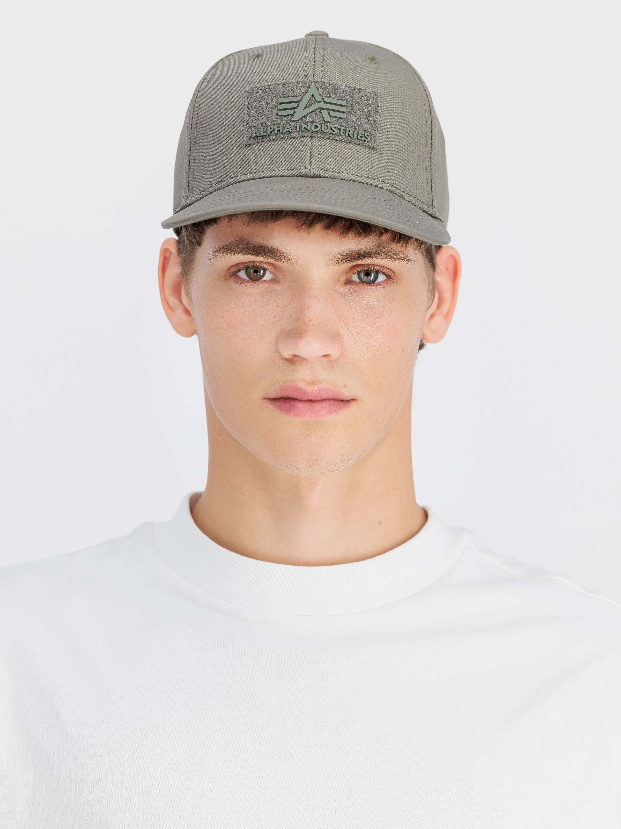 Velcro Cap dark green 168903_257_2_model_00001_150820