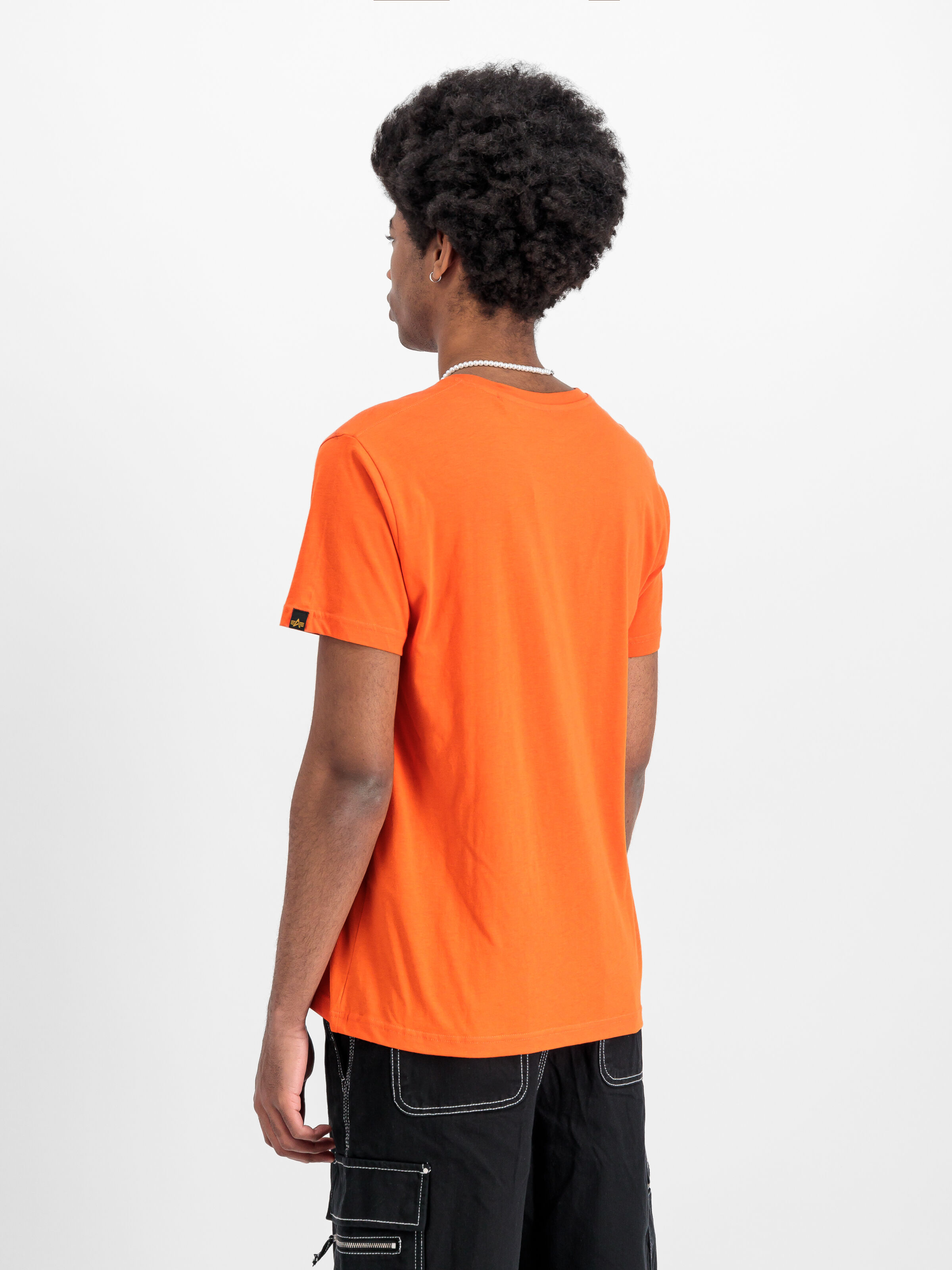 Basic Mid Logo T-Shirt boost orange 118533_736_2_model_00004_139760
