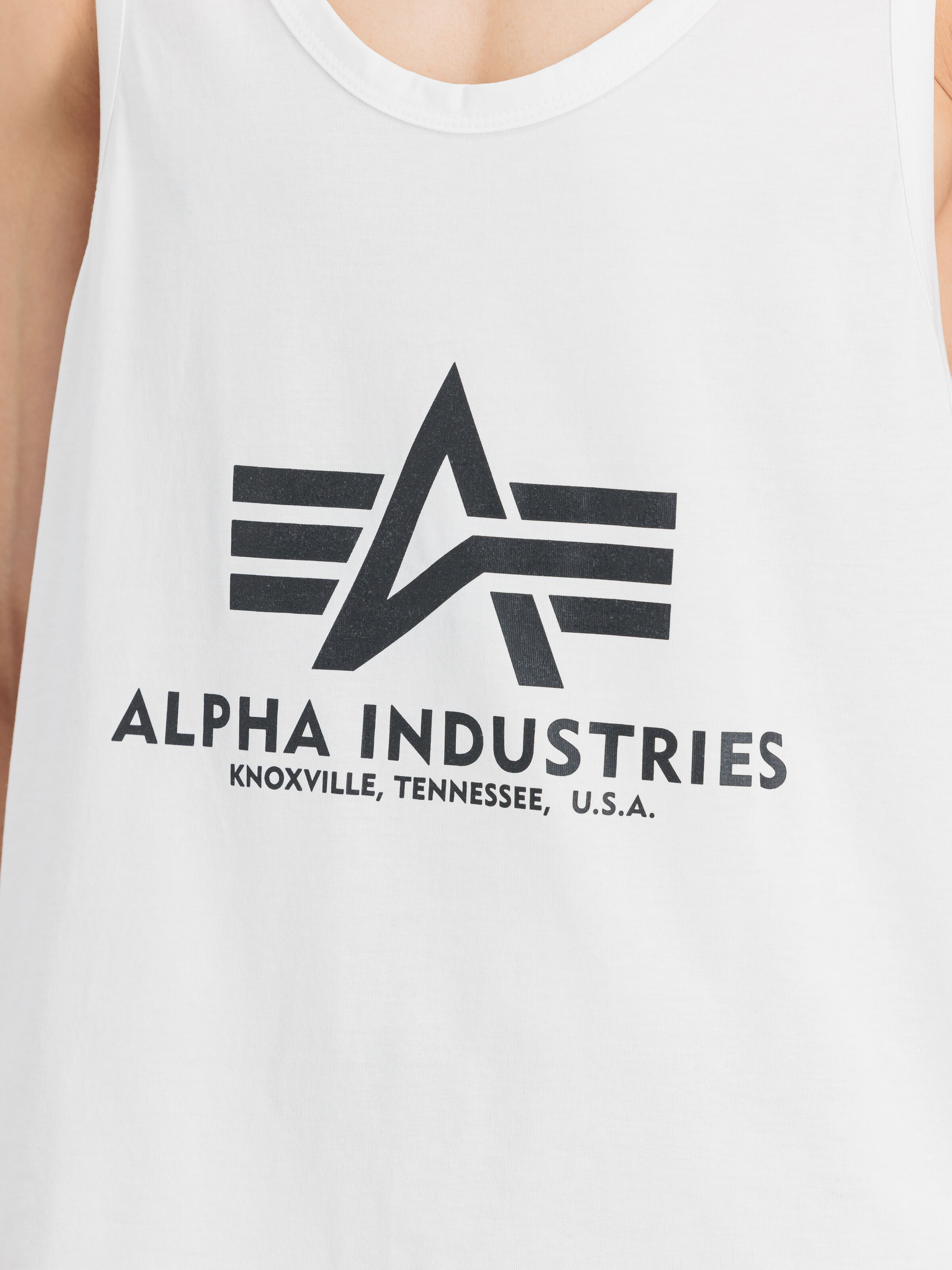 Basic BB Big Logo Tank white 116513_09_3_detail_00001_156544