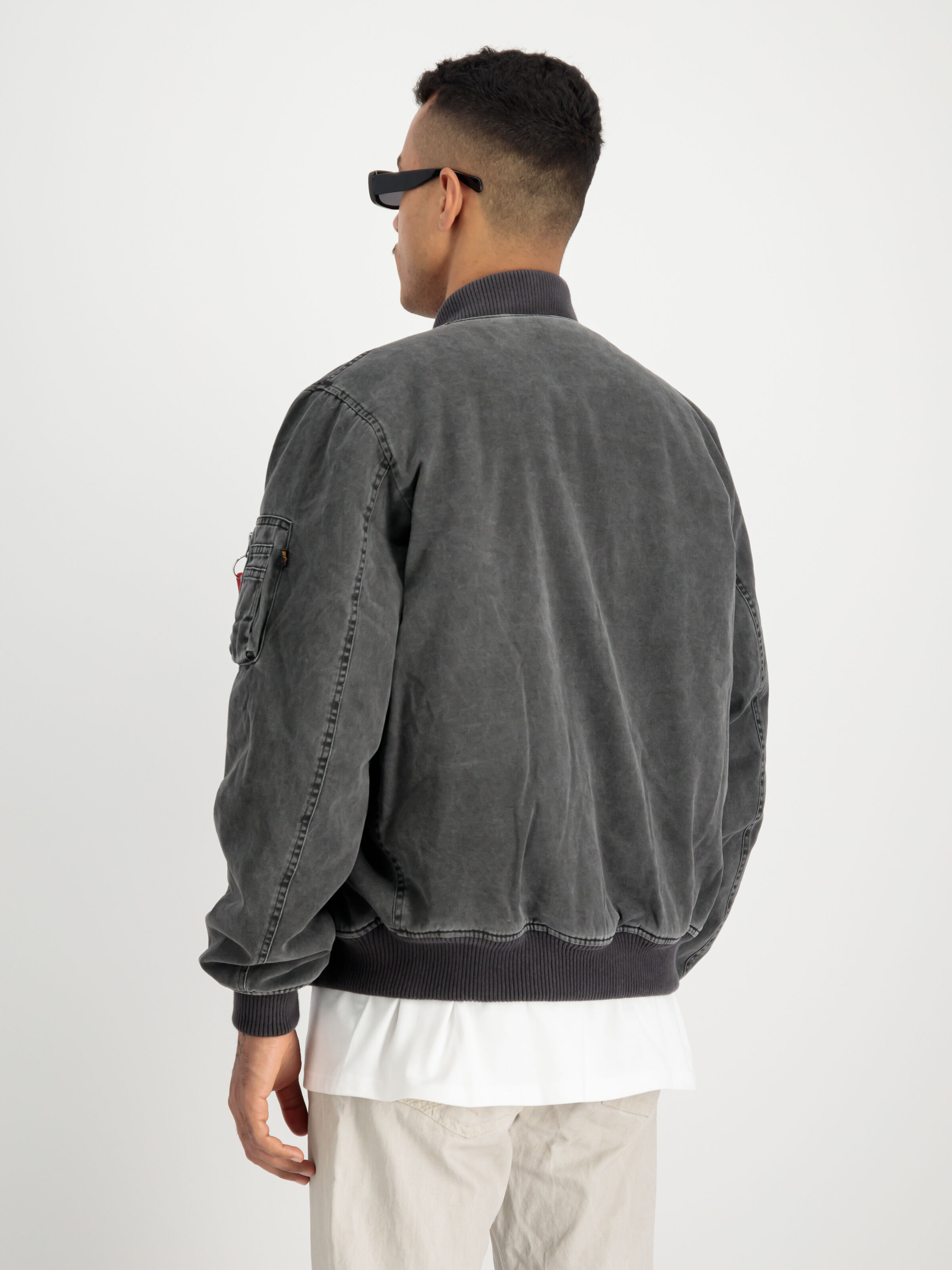 MA-1 Combat Bomber Jacket black 148121_03_2_model_00004_98977