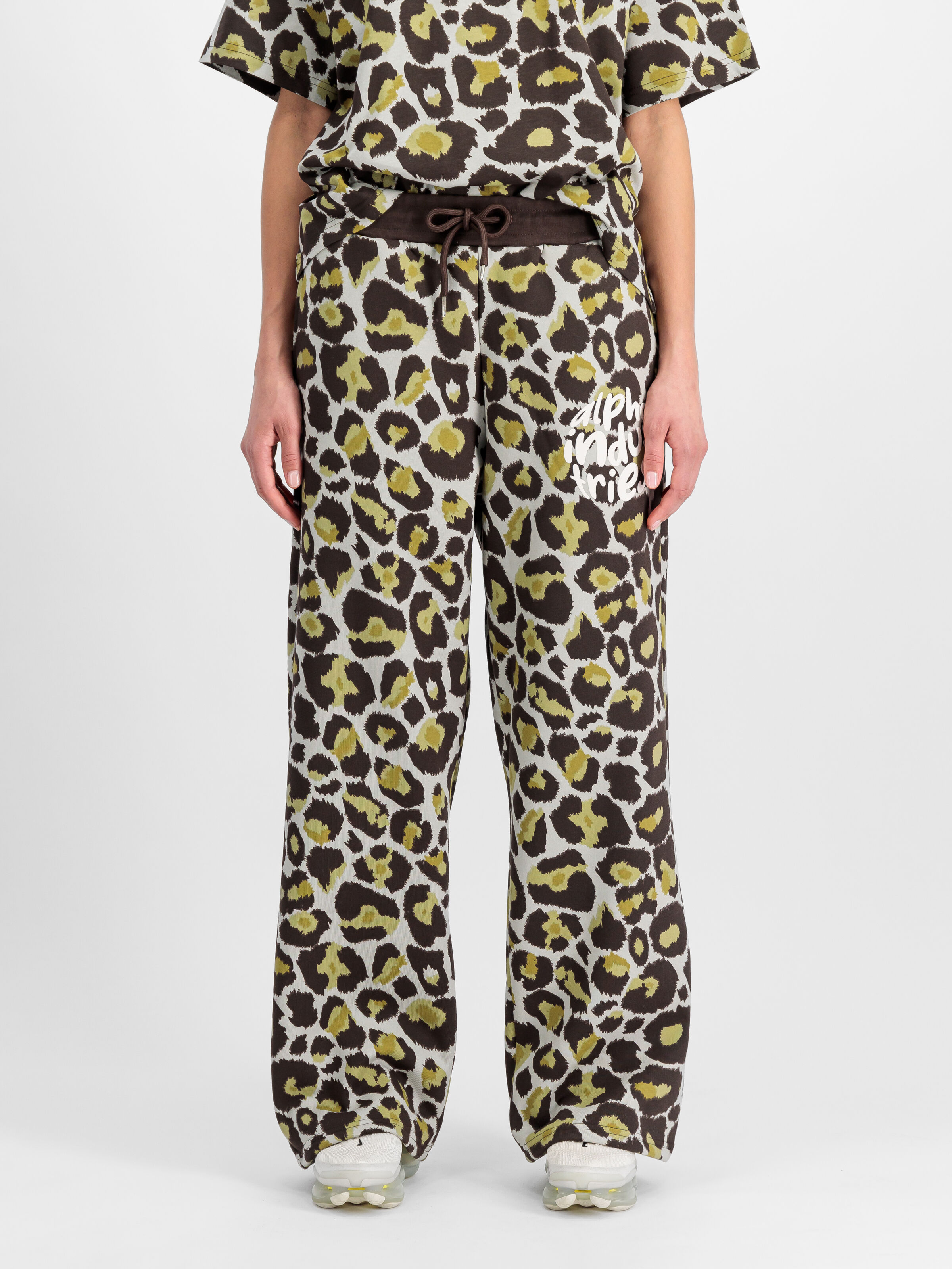 Logo Camo Jogger Women olive leo camo Logo Camo Jogger Women