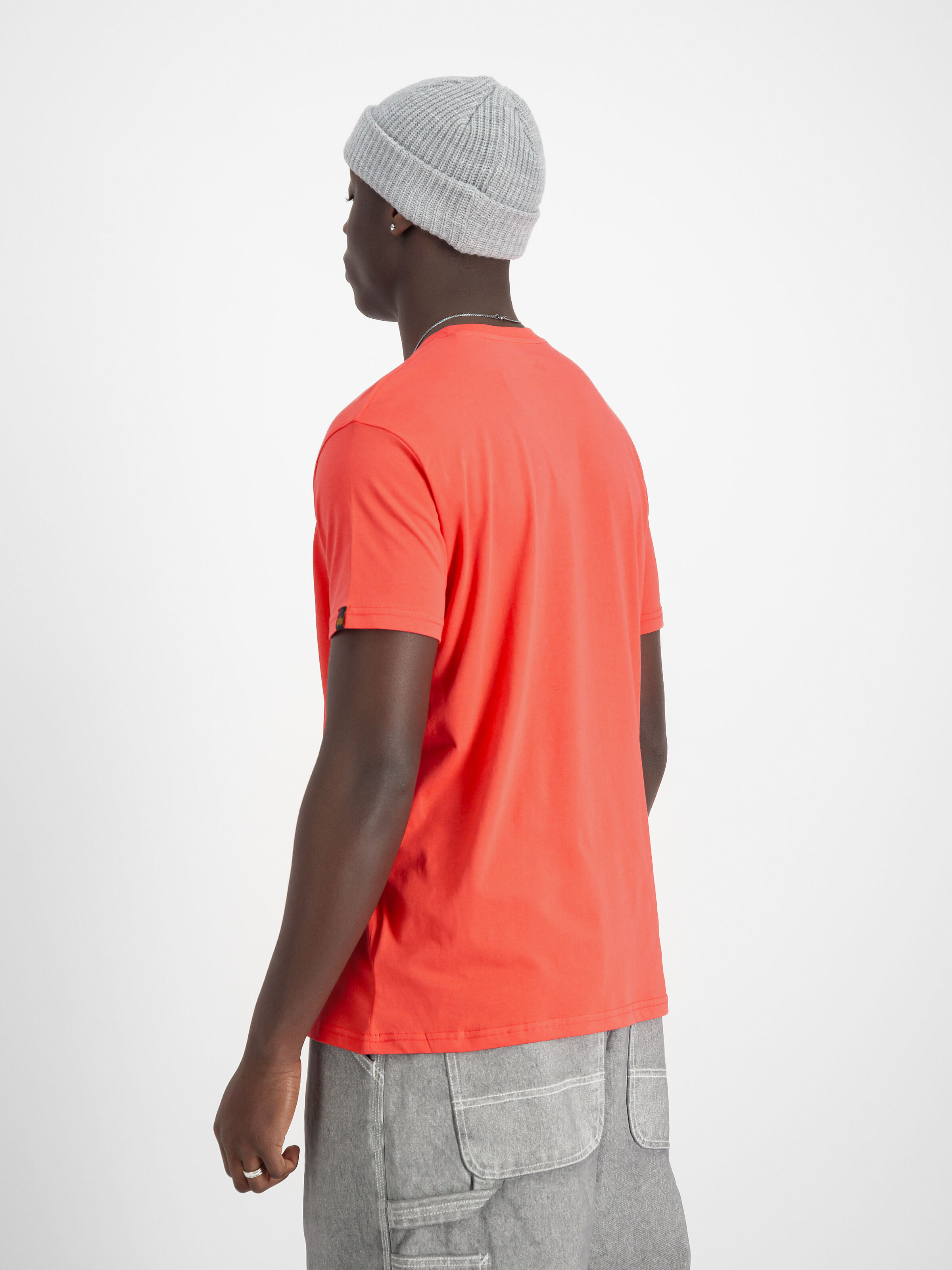 Basic Big Logo T-Shirt radiant red 100501_711_2_model_00004_109304