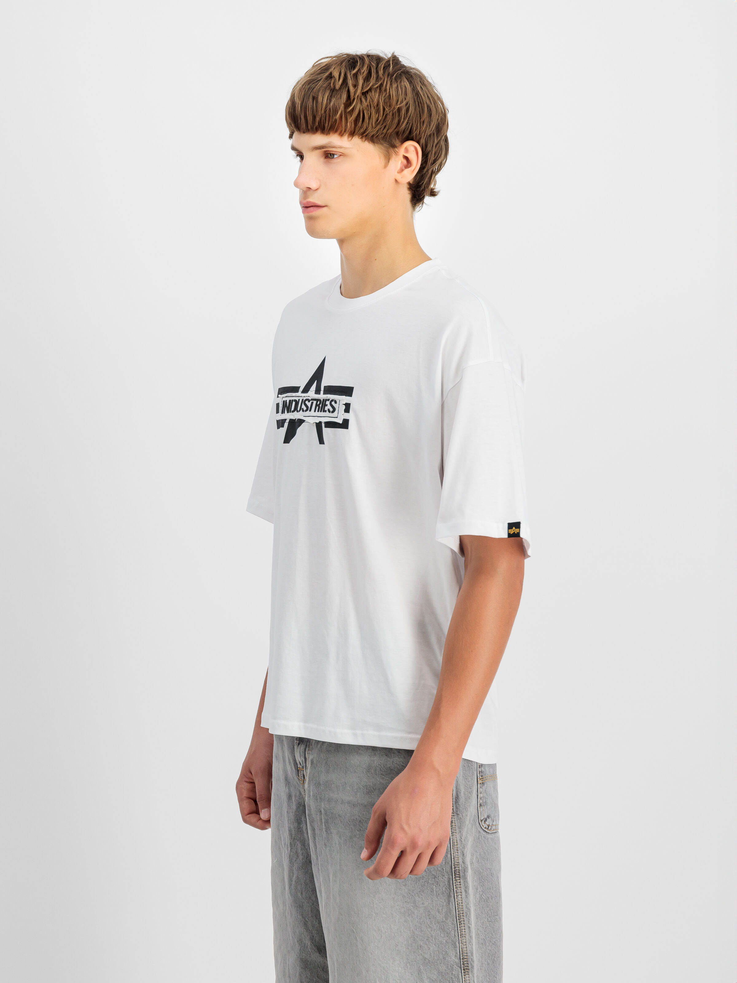 Logo Edge T-Shirt white 148507_09_2_model_00003_108075