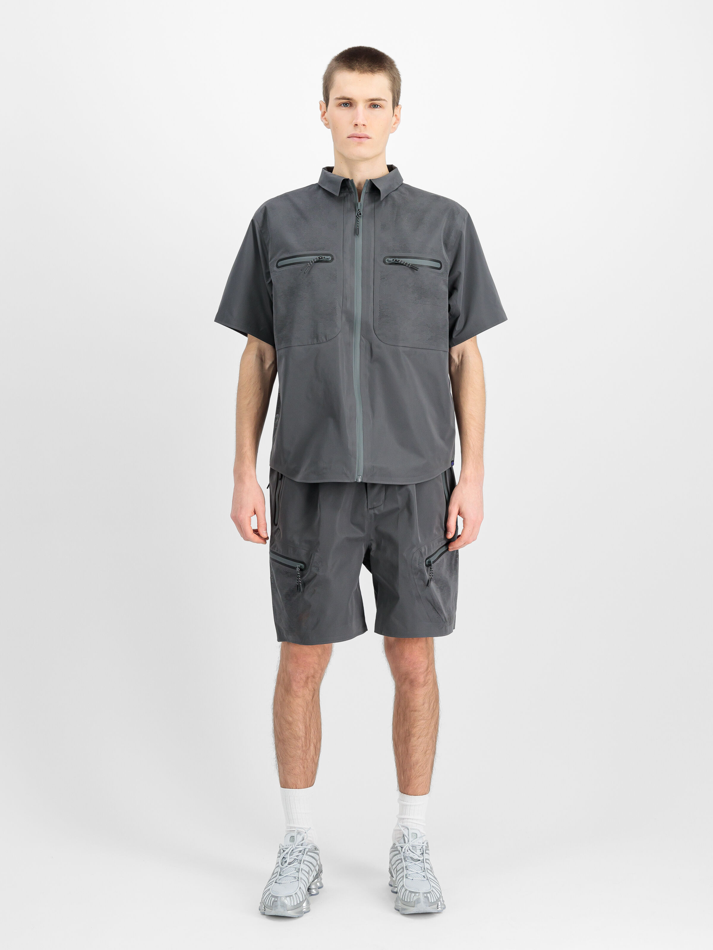 Laser Cut Short charcoal 756366_747_2_model_00001_155133