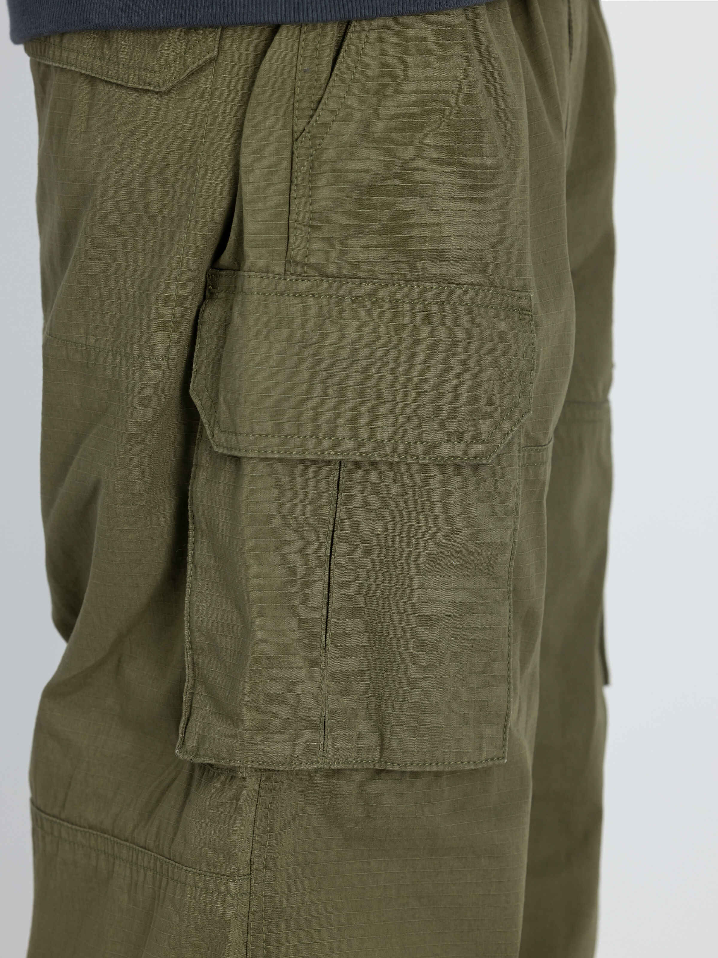 Ripstop Patchwork Pant dark olive 148203_142_3_detail_00002_98713