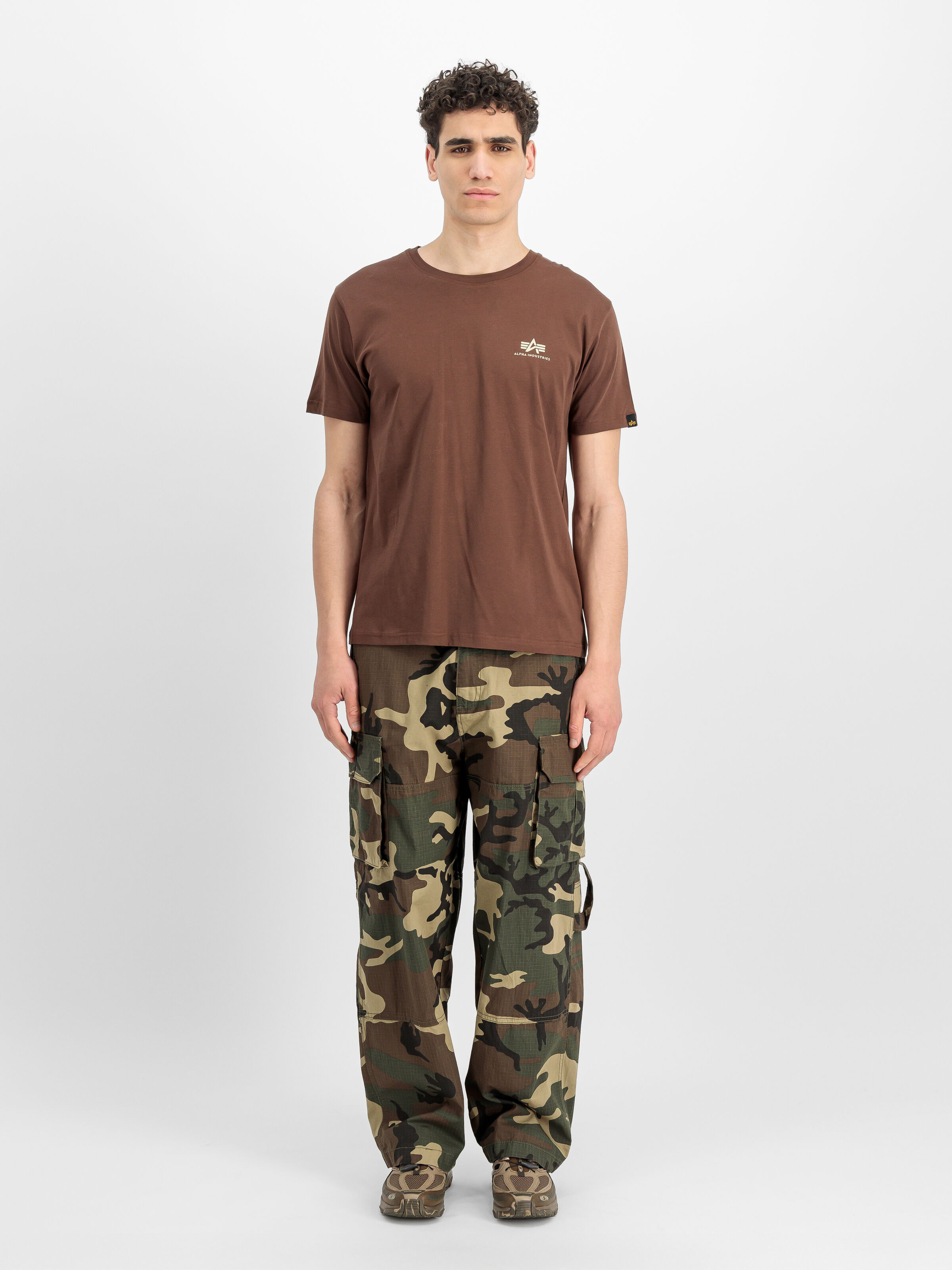 Basic Small Logo T-Shirt powder brown 188505_204_2_model_00001_228459
