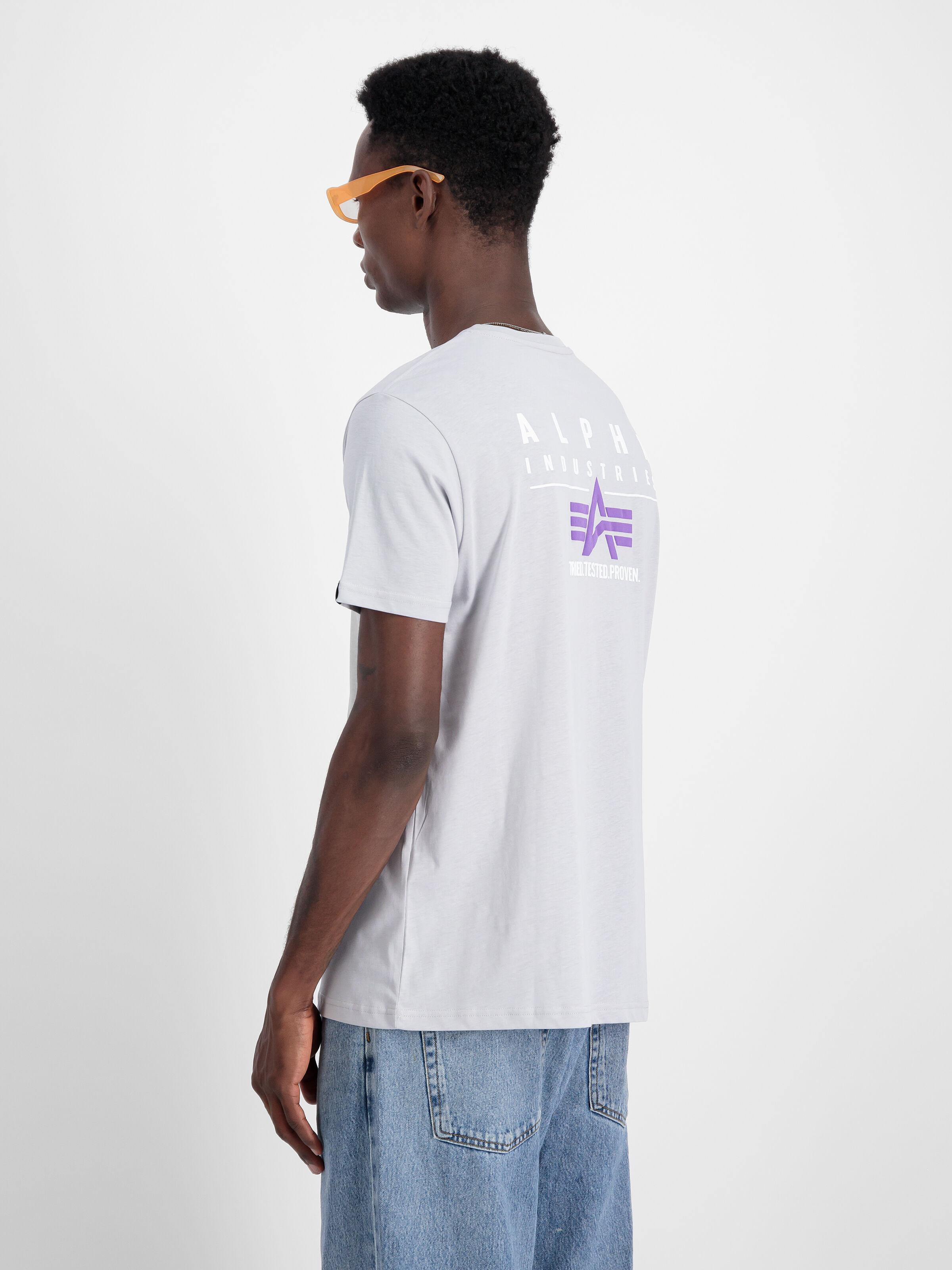 Puff Print Logo Backprint T-Shirt pastel grey 148521_666_2_model_00004_98107