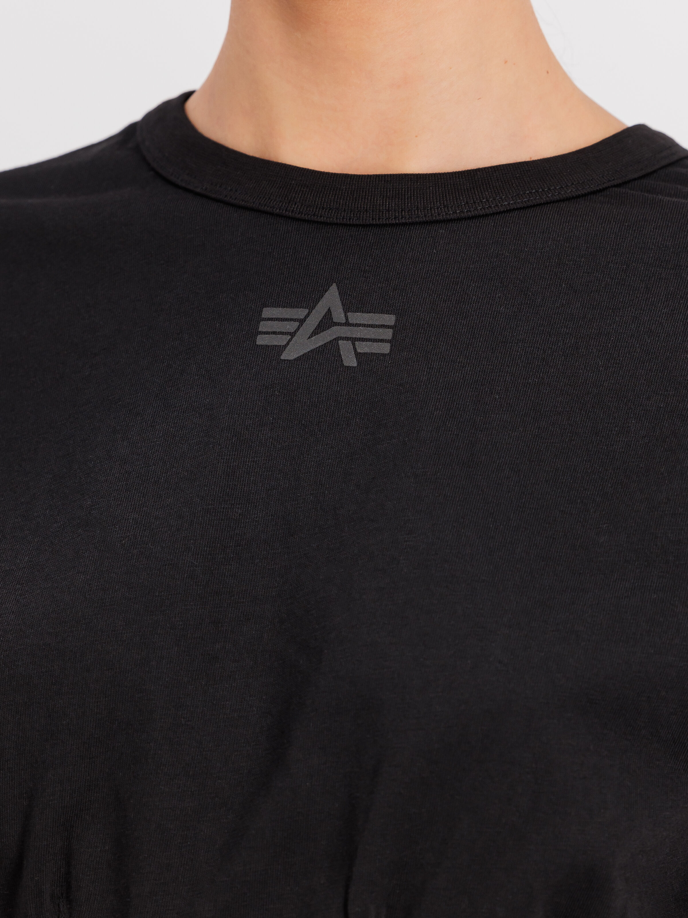 Waisted T-Shirt Women black 148070_03_3_detail_00001_103666