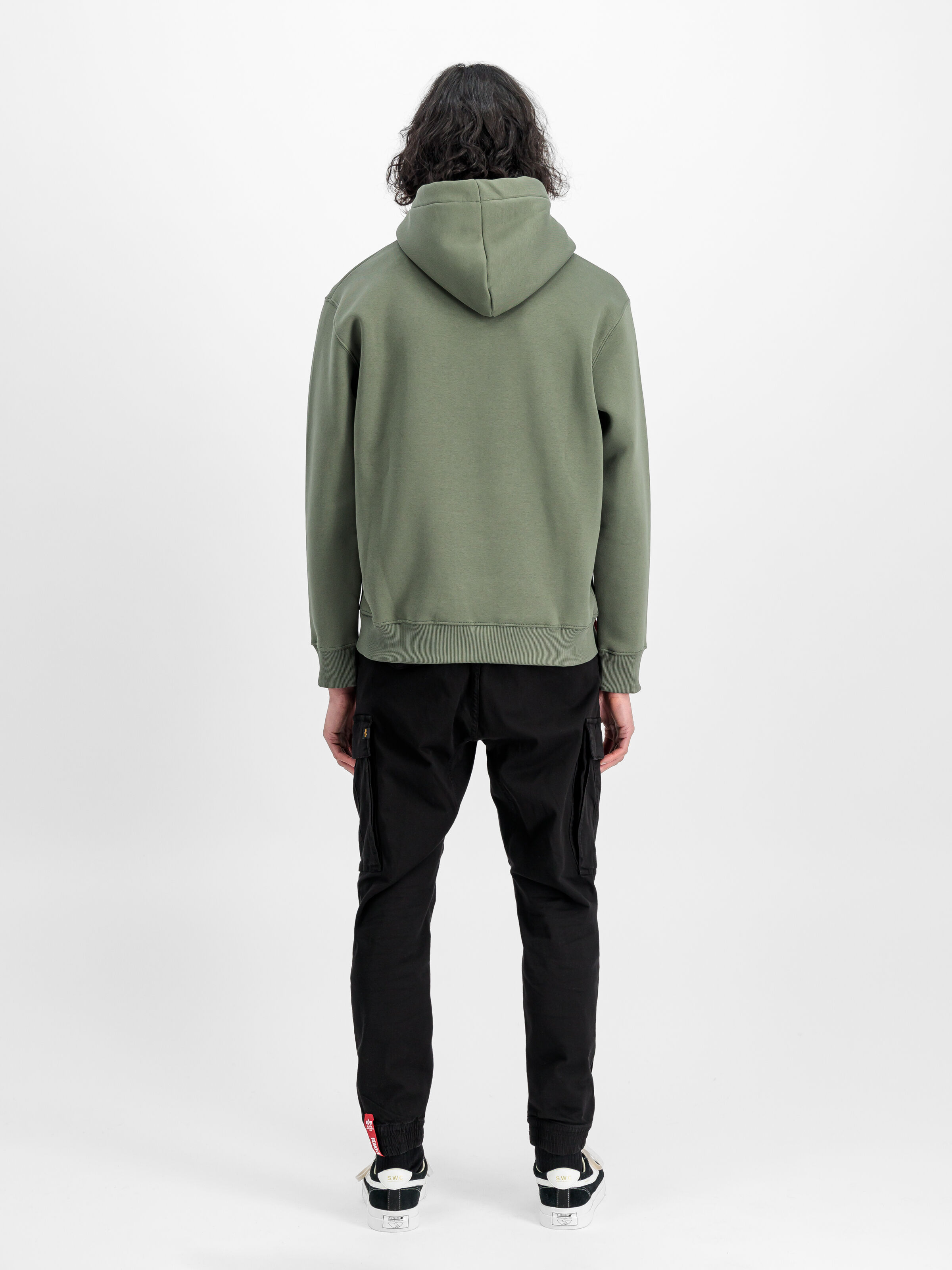 Basic Small Logo Hoodie dark olive 196318_142_2_model_00002_127504