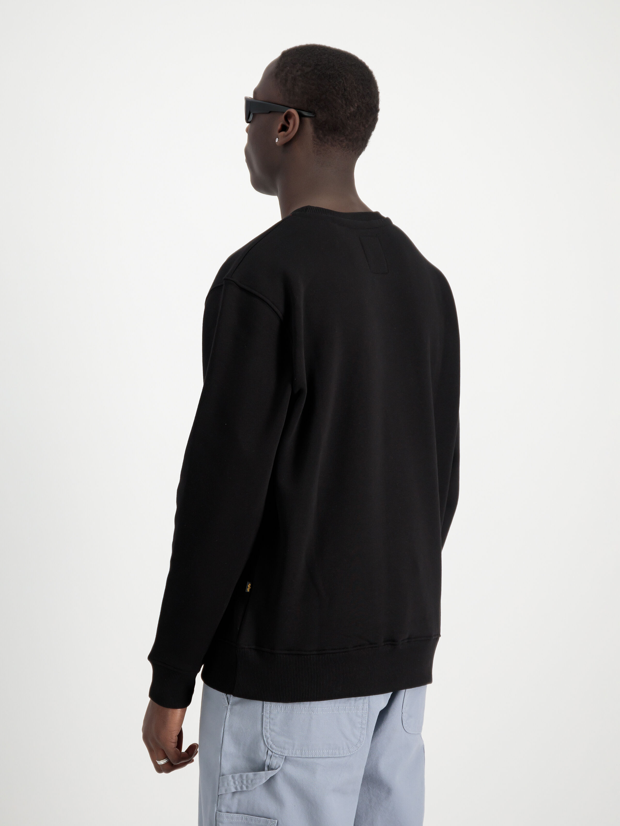 Basic Carbon Sweatshirt black / silver 146311_423_2_model_00004_129793