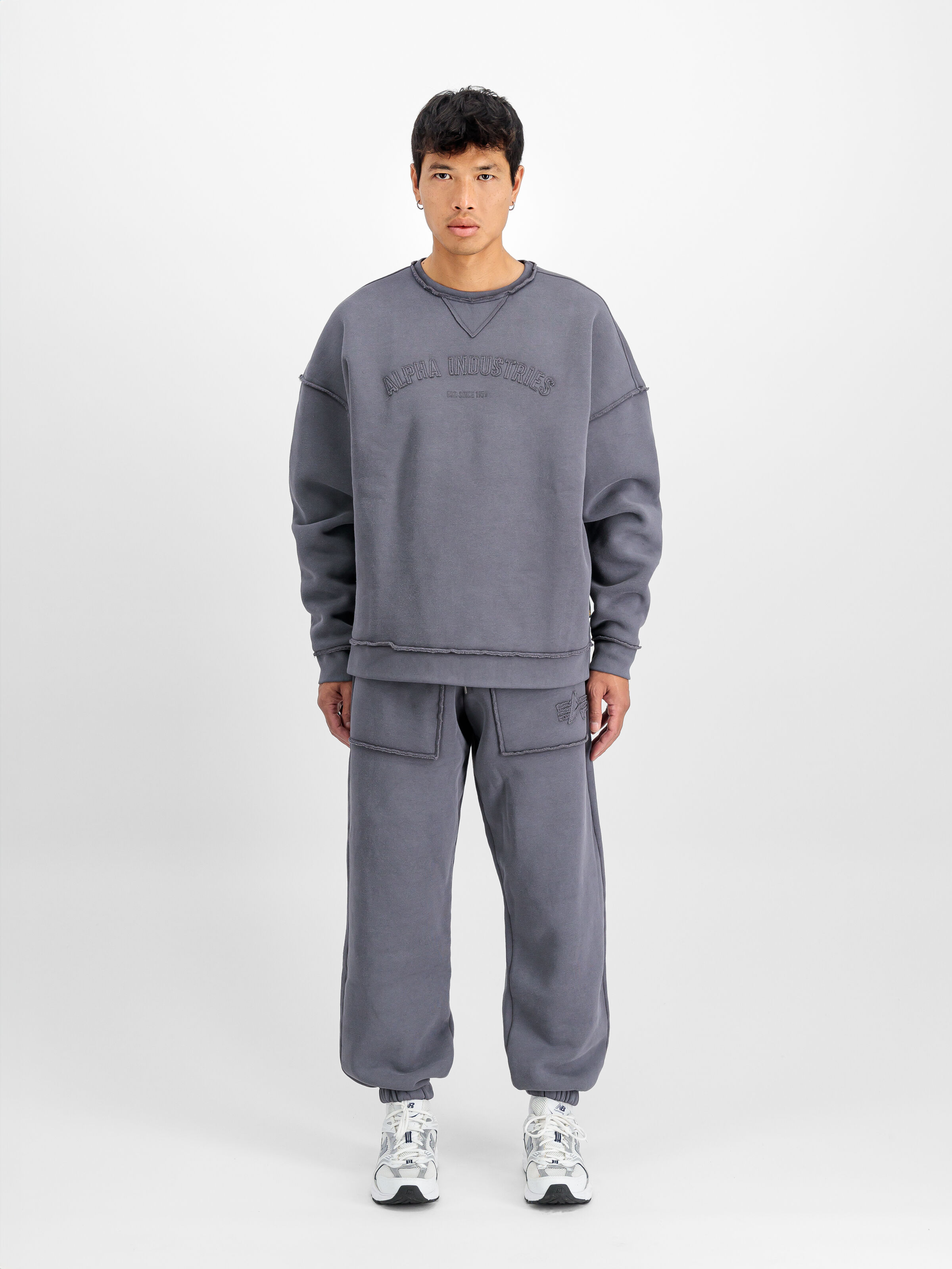 Open Edge Sweatshirt vintage grey 148305_684_2_model_00001_108601