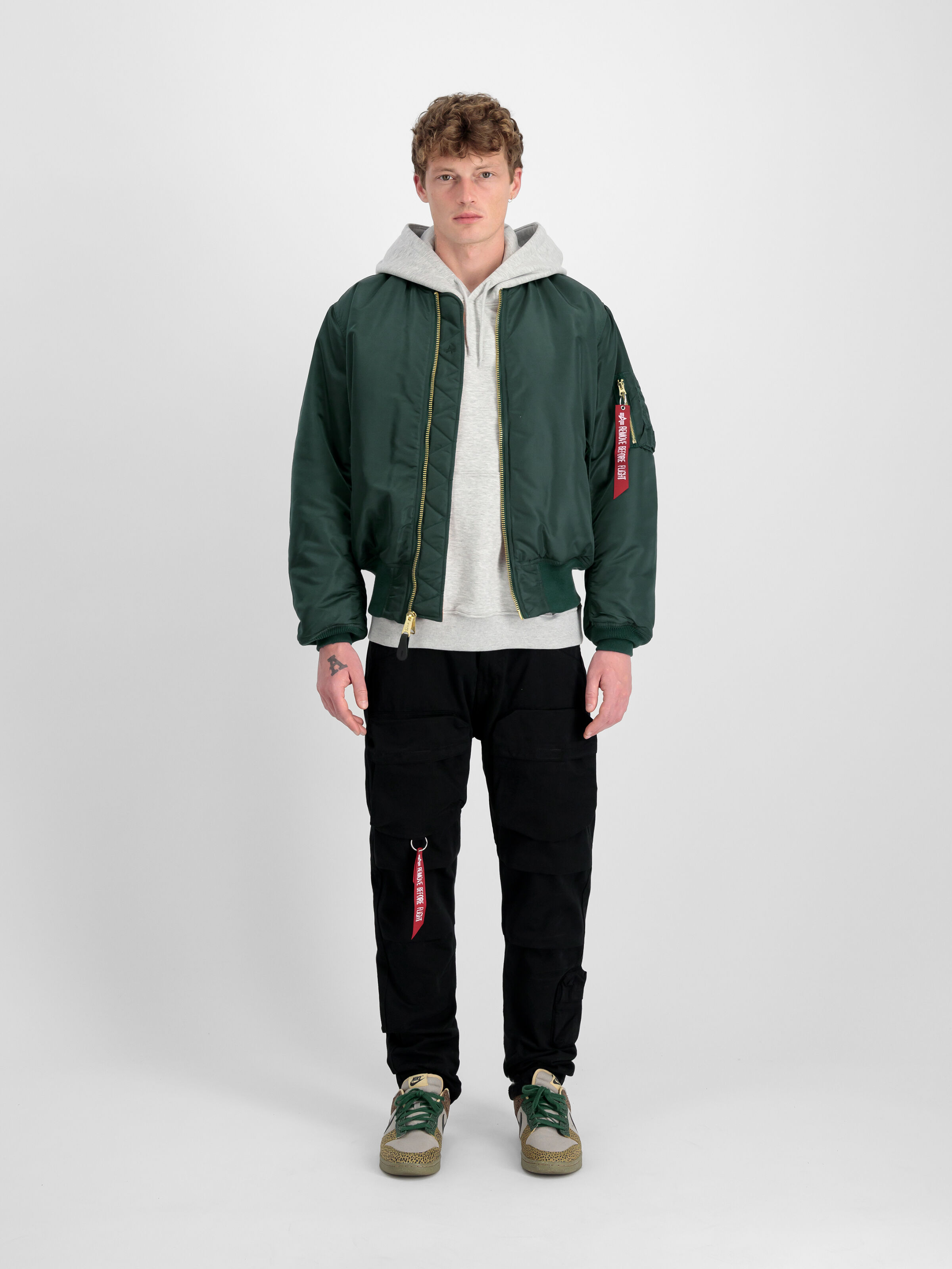 MA-1 Heritage Bomber Jacket Force Green 100101_720_2_model_00001_104198