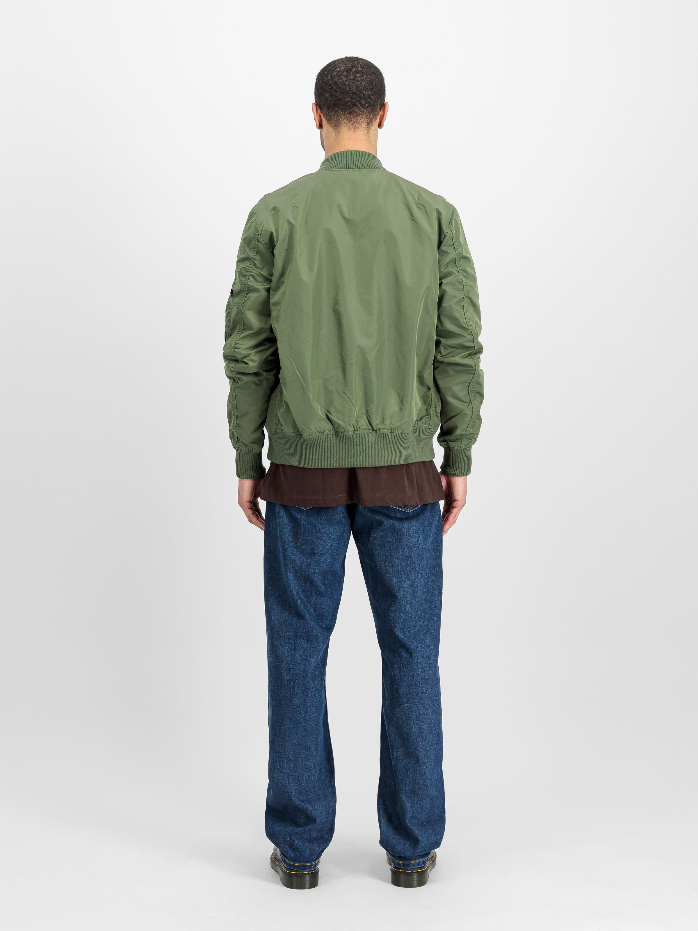 MA-1 TT Light Bomber Jacket sage-green 191103_01_2_model_00002_125452