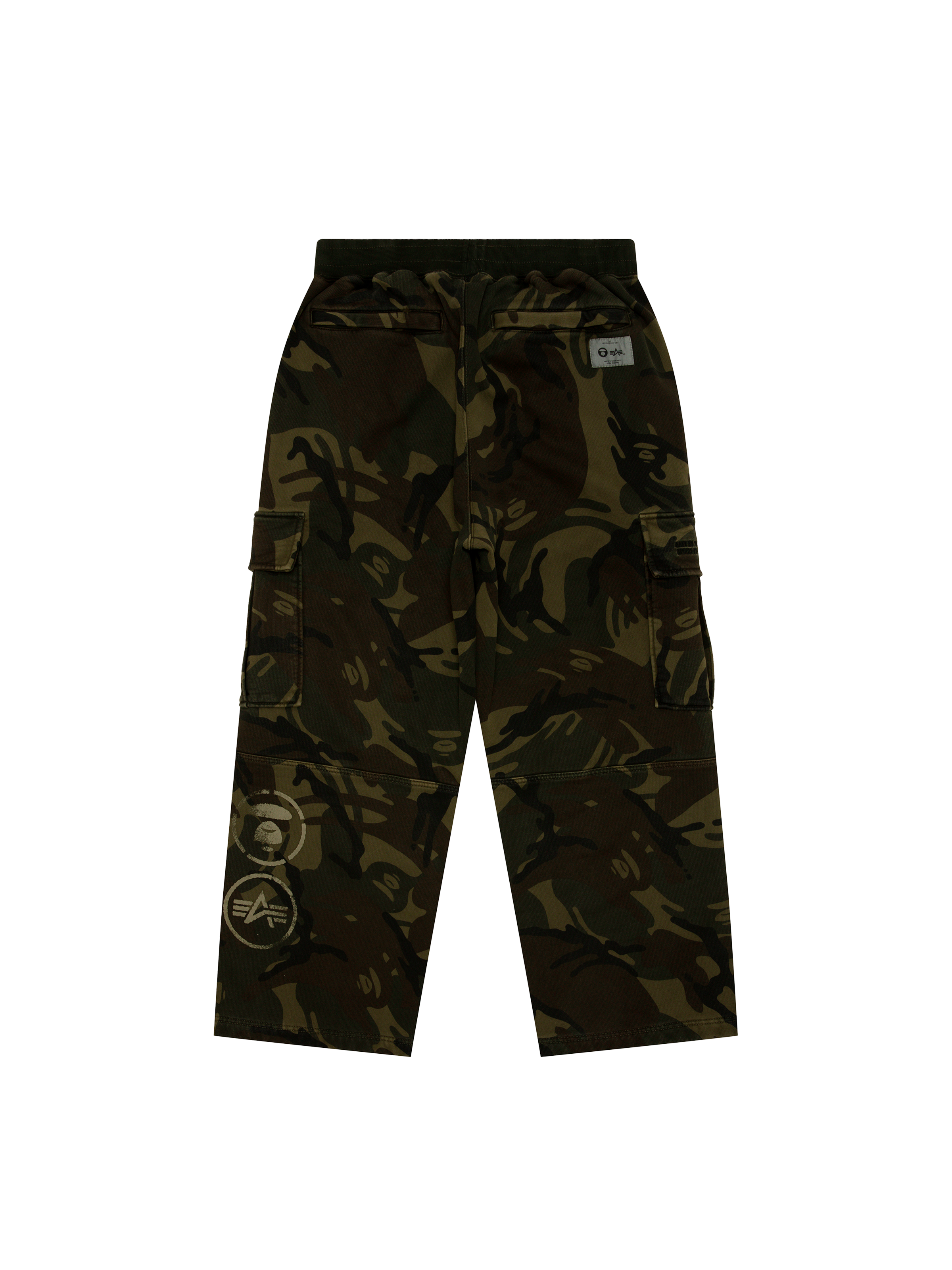 ALPHA X AAPE ARMY SWEAT PANT wdl camo 65 148214_408_1_flatlay_00002_150810