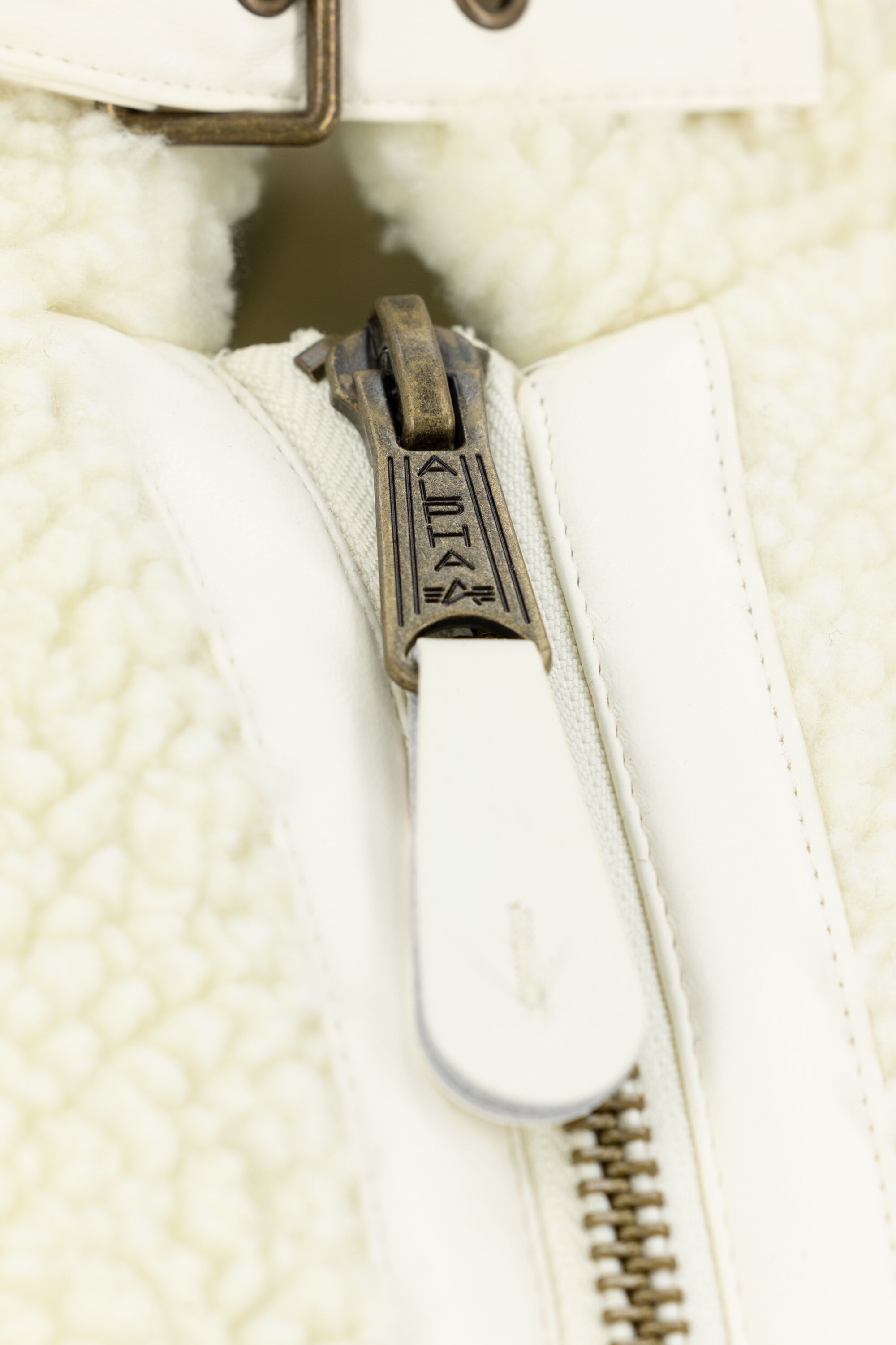 B-3 Teddy Bomber Jacket off white 118118_16_004_124293