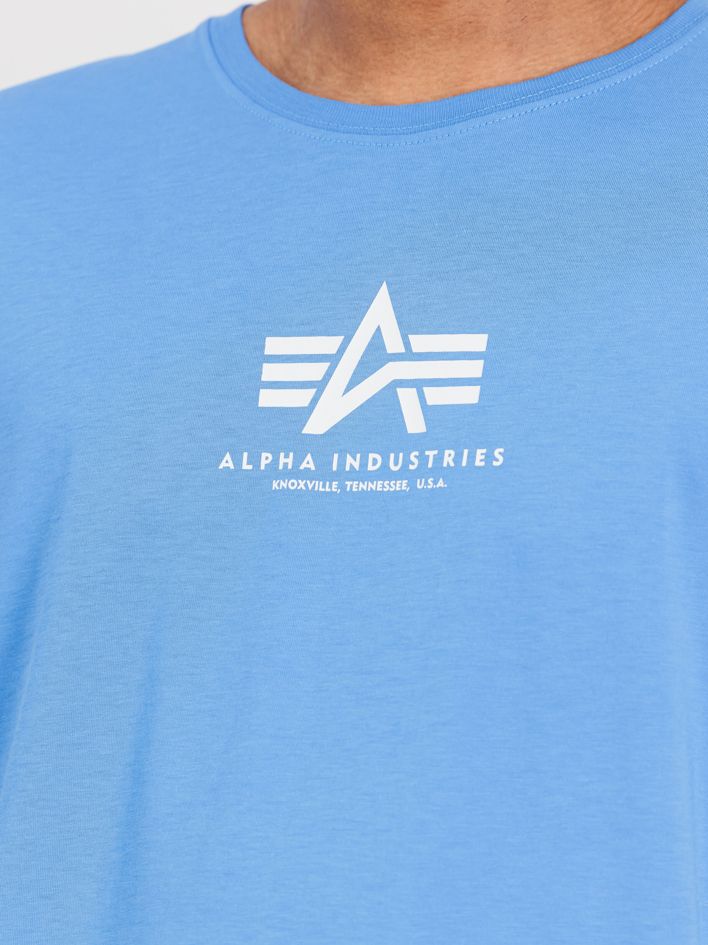 Basic Mid Logo T-Shirt mediteranian blue 118533_737_3_detail_00001_139842