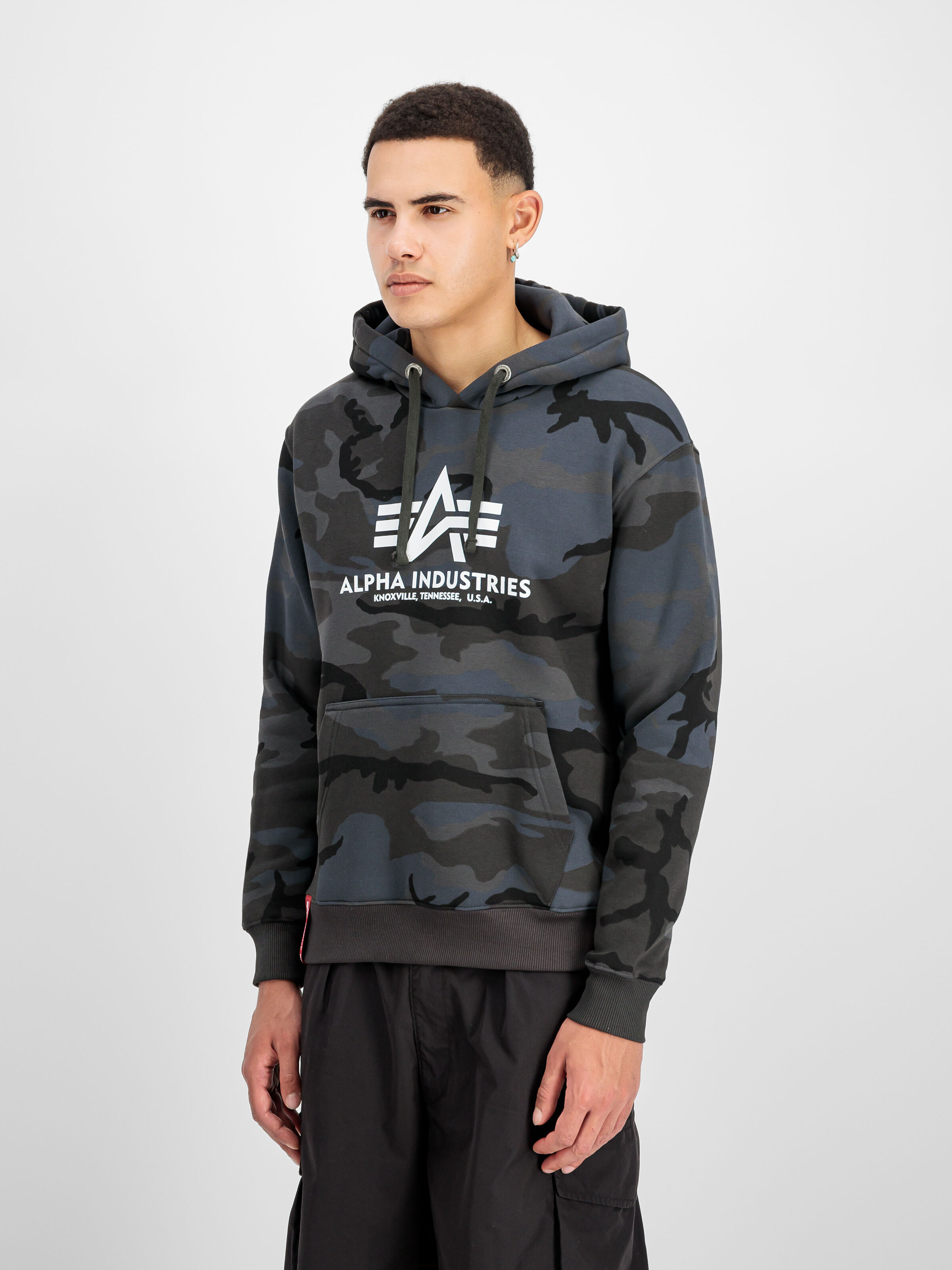 Basic Big Logo Camo Hoodie black camo 178312C_125_2_model_00002_183946