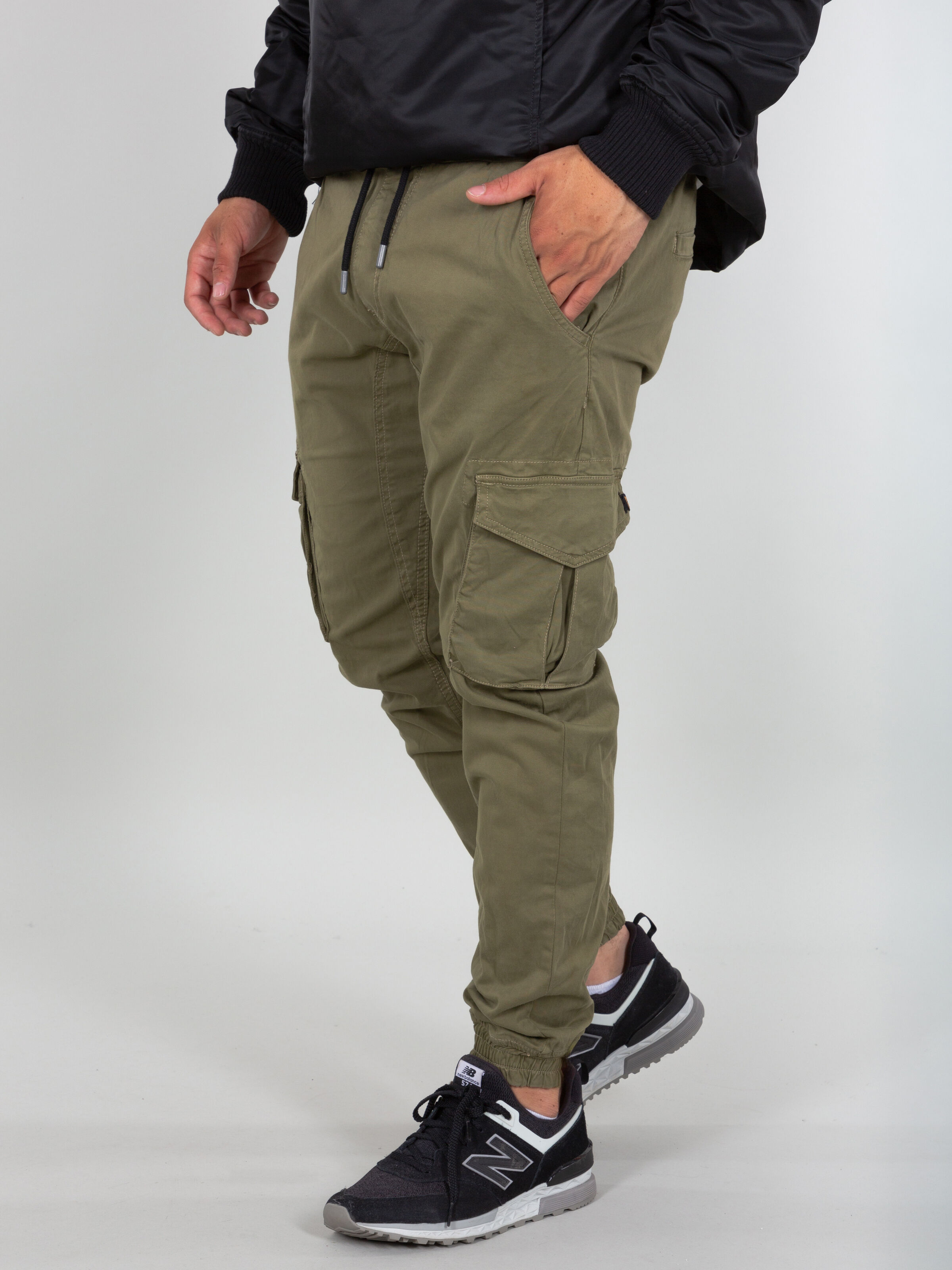 Cotton Twill Jogger Pant olive 116202_11_alpha_industries_cotton_twill_jogger_002_217513