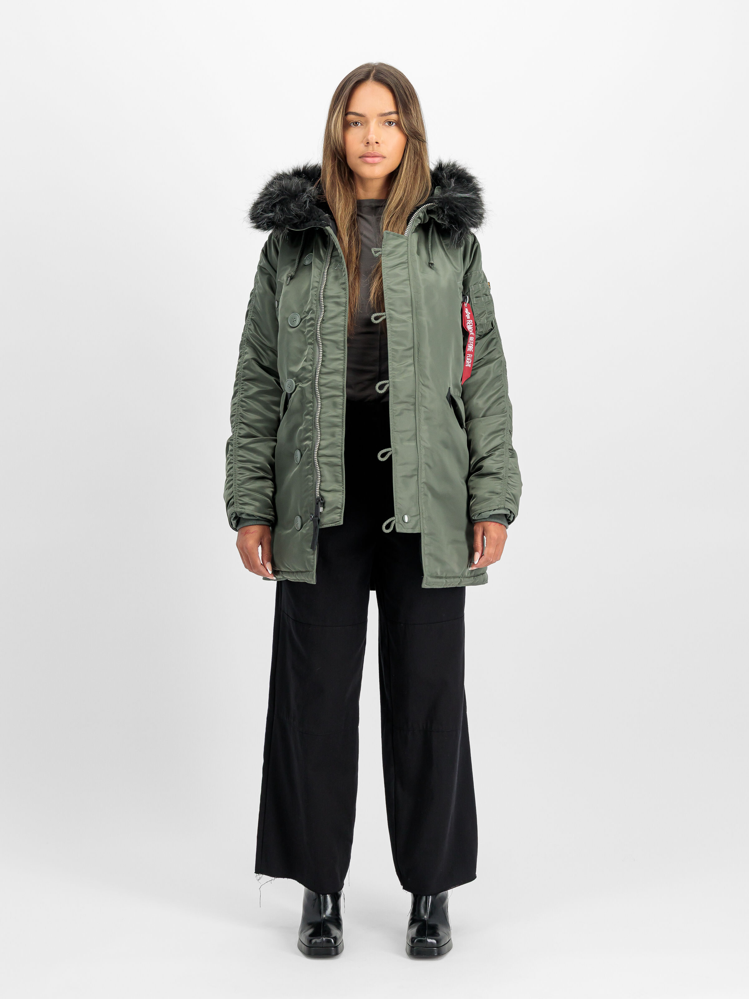 N-3B VF 59 Winter Jacket Women vintage green/black 113007_703_2_model_00001_192330