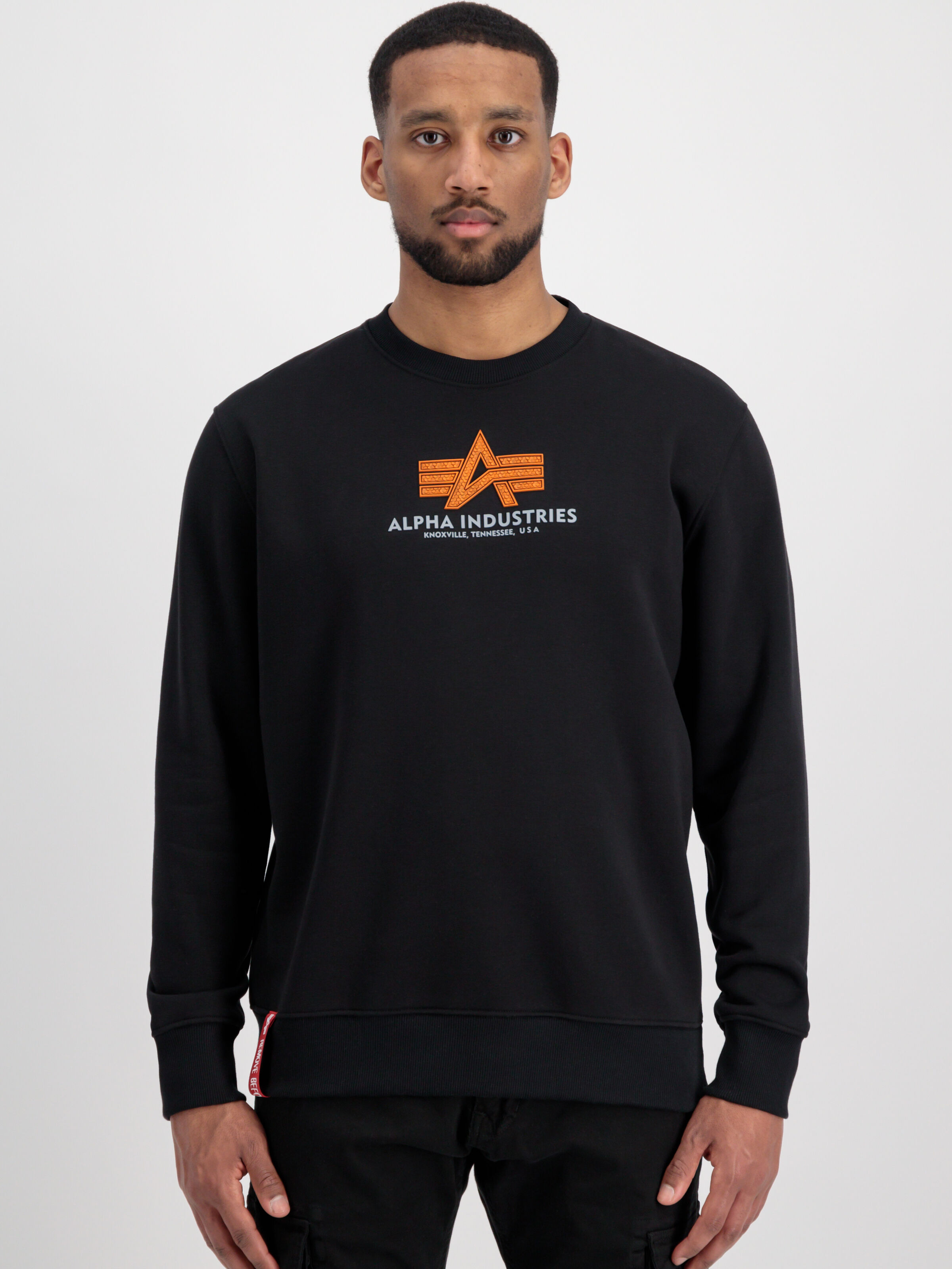 Basic Rubber Sweatshirt black 178302RB_03_alpha_industries_basic_sweater_rubber_001_182731