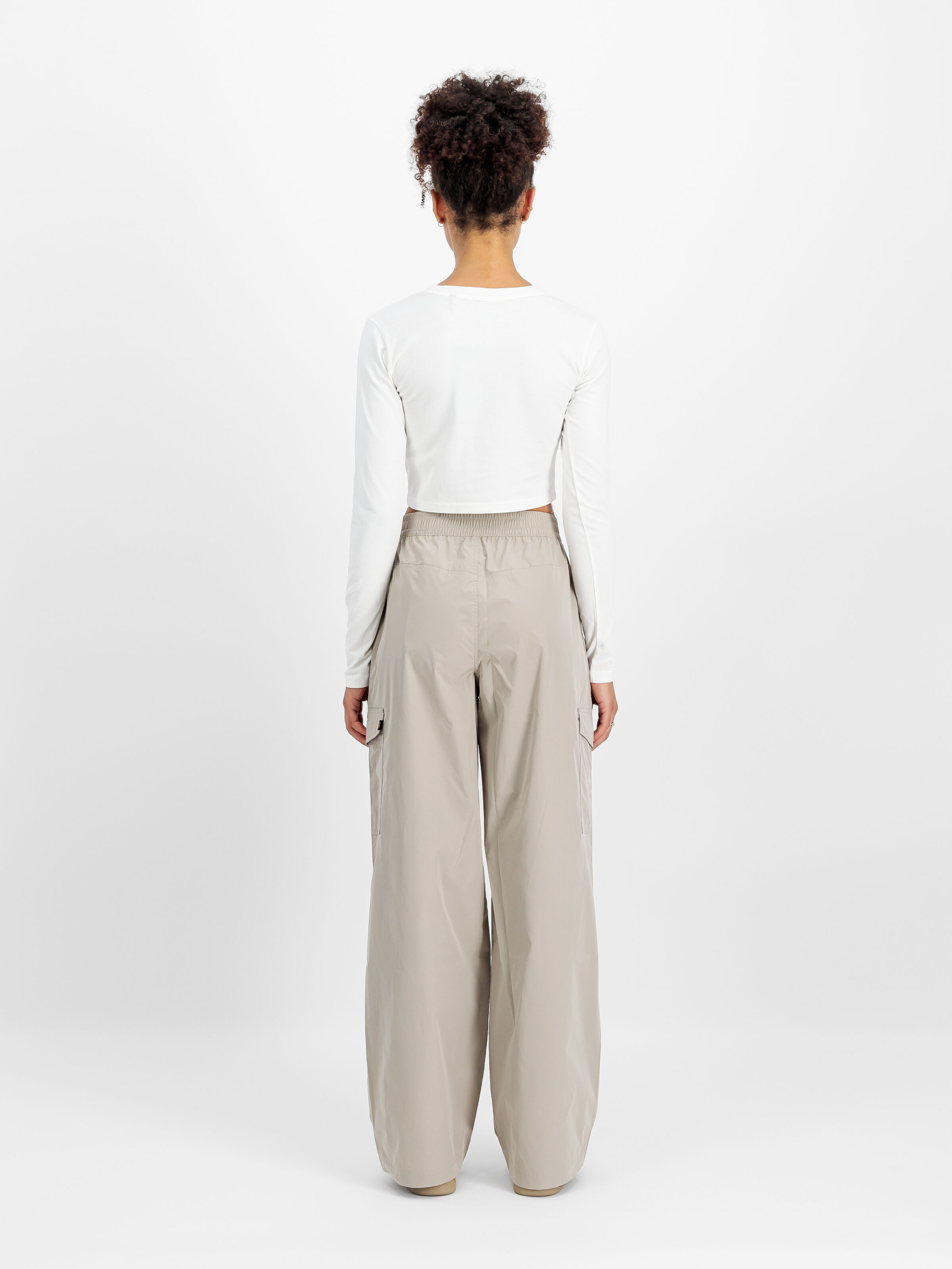 Basic Cropped Longsleeve Women white 116076_09_2_model_00002_110336