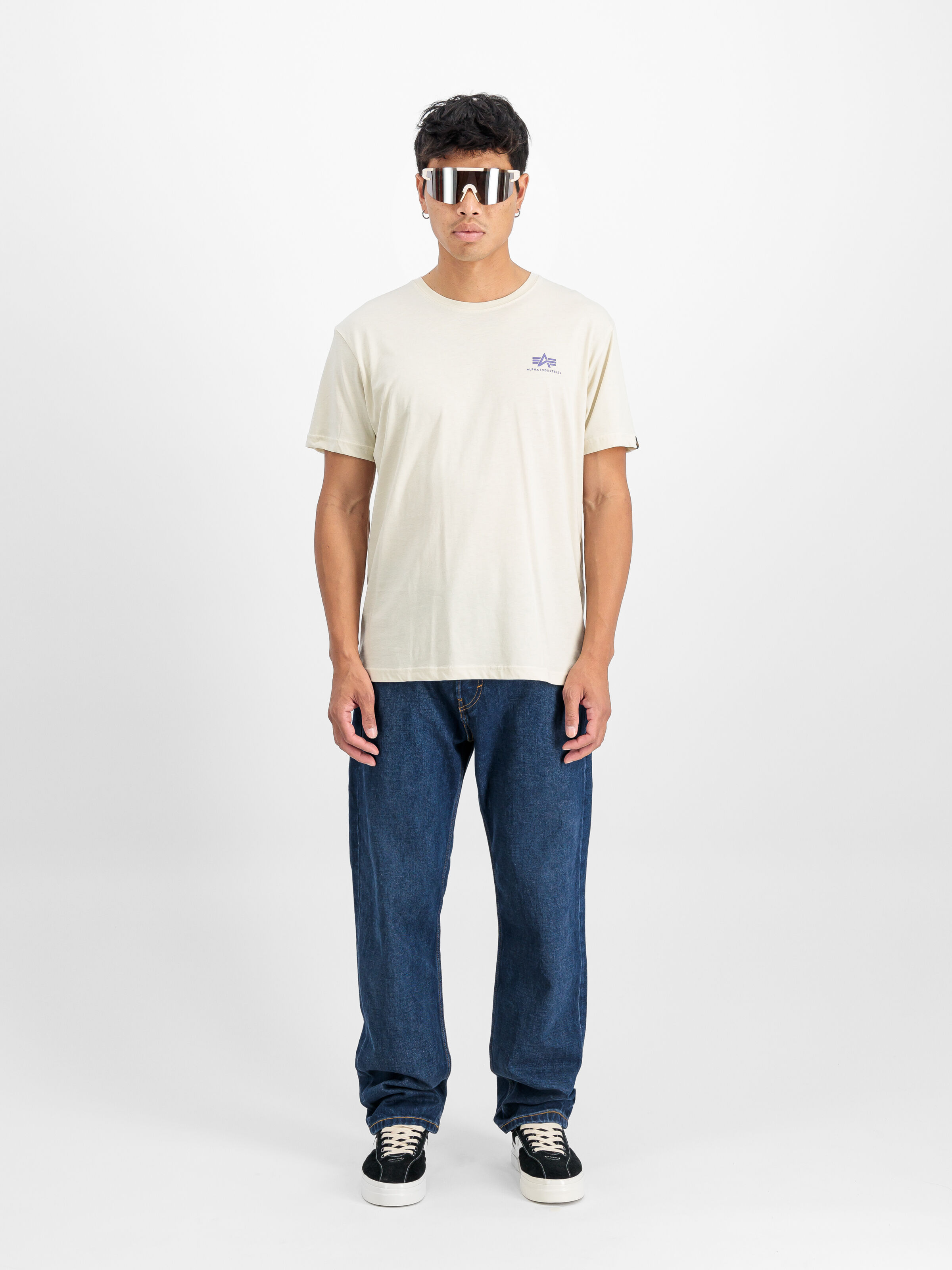 Backprint T-Shirt vintage white 128507_300_2_model_00001_118517