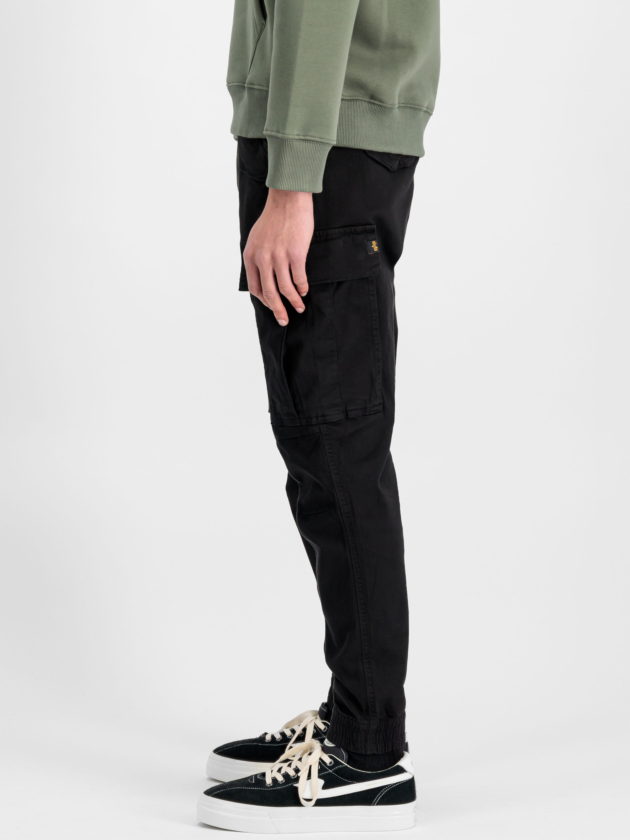 Airman Pant black 188201_03_2_model_00004_217001