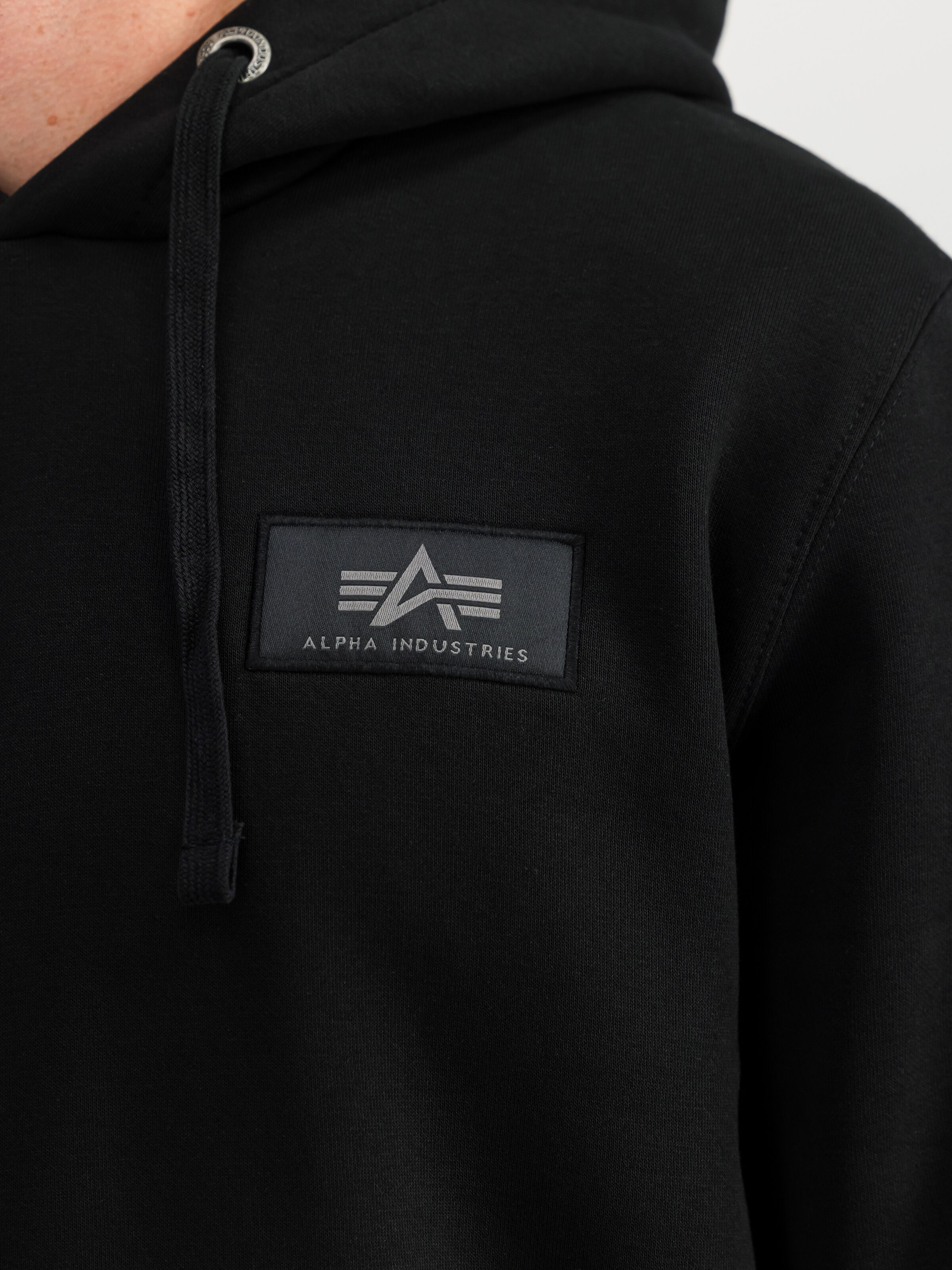 Backprint Hoodie black 178318_03_3_detail_00001_188431